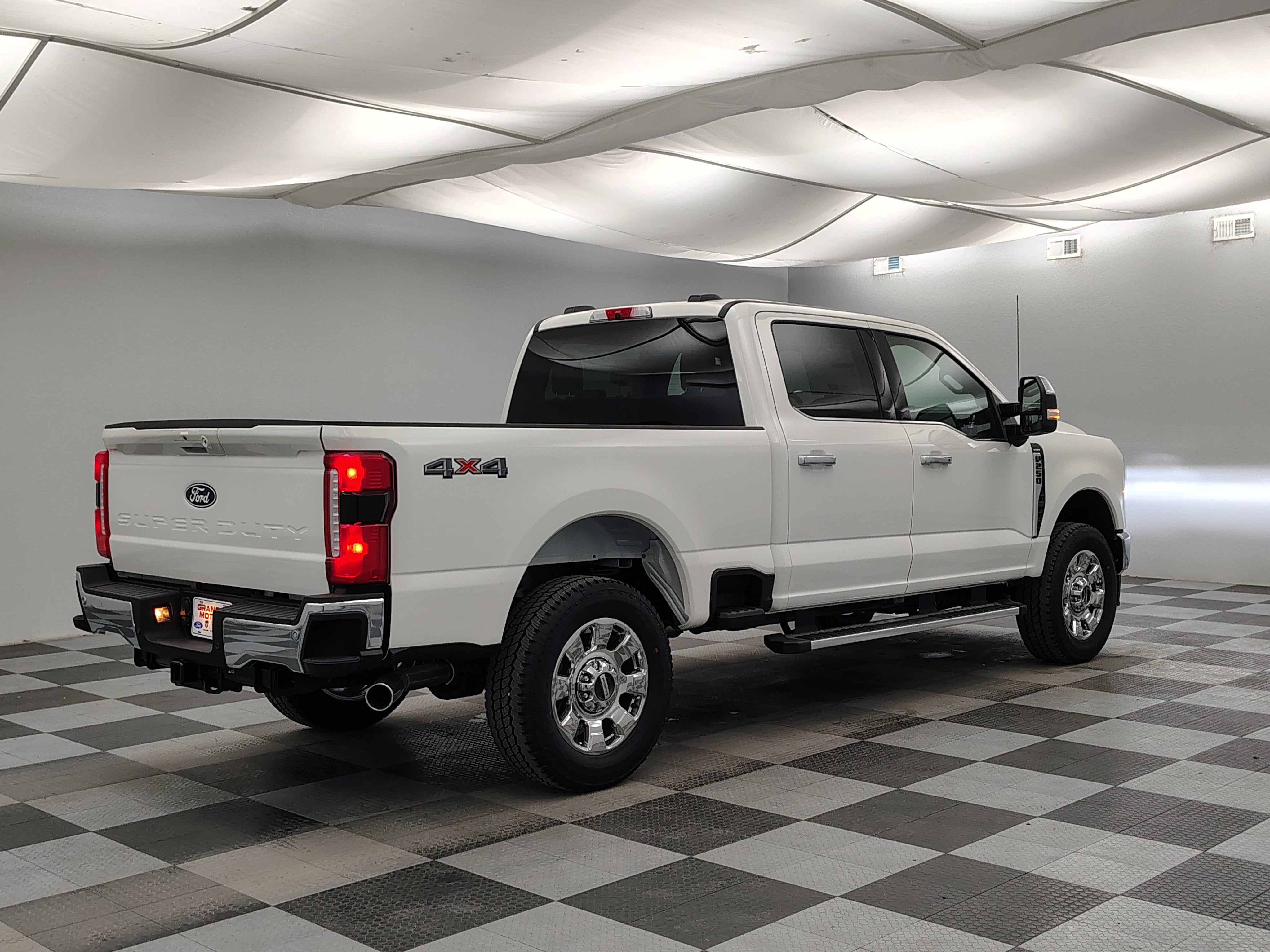 2027 Ford F-250 Lariat