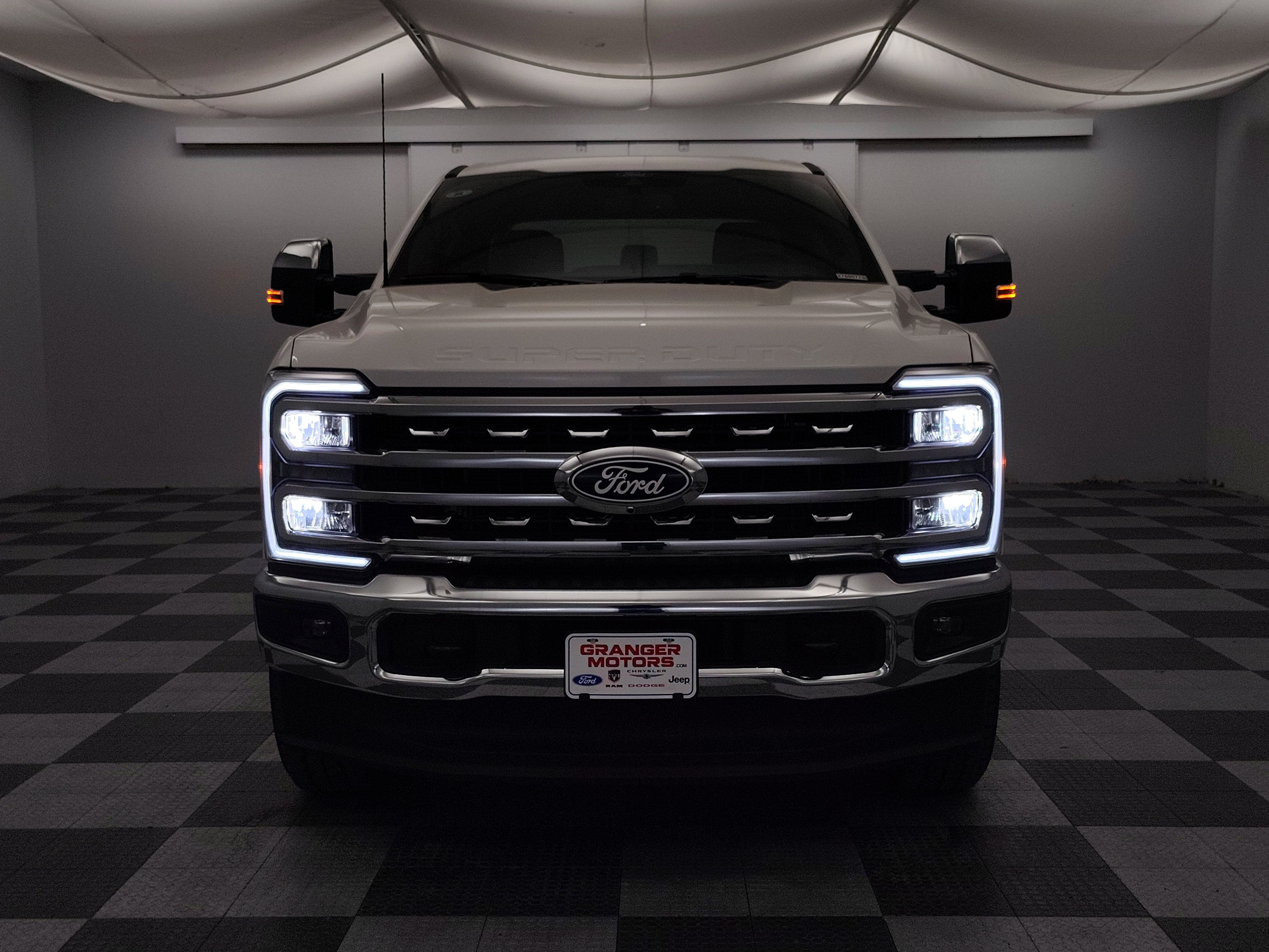 2027 Ford F-250 Lariat