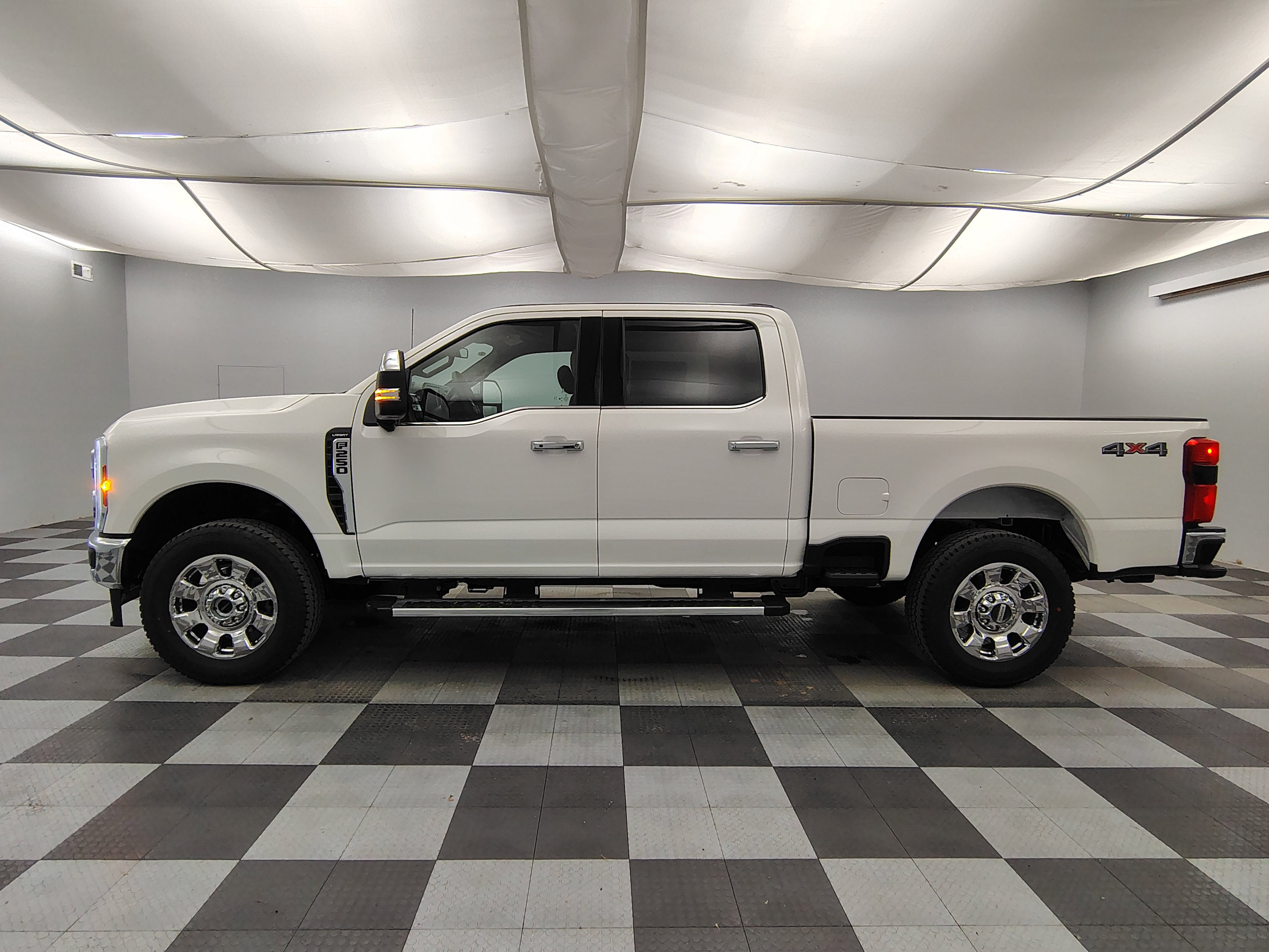 2027 Ford F-250 Lariat