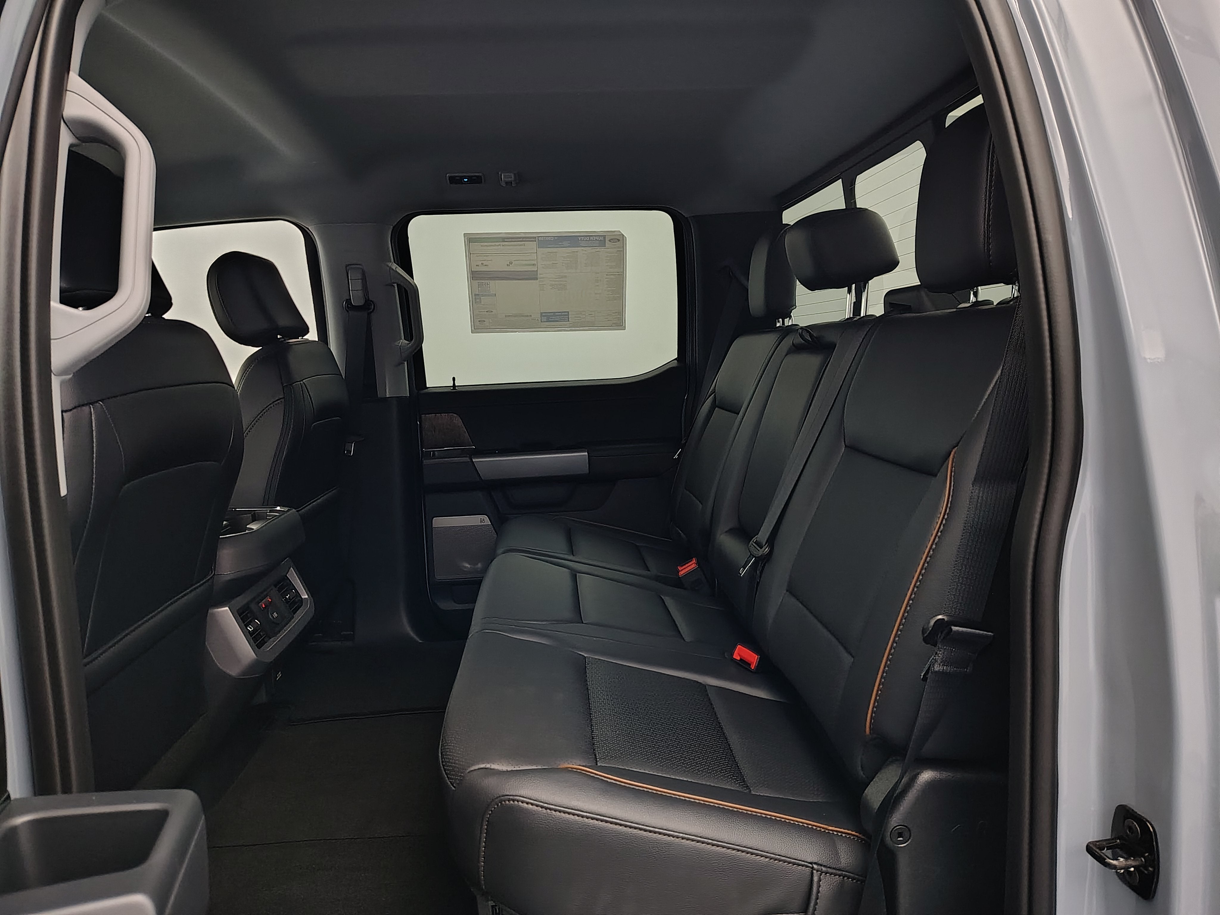 2027 Ford F-250 Lariat