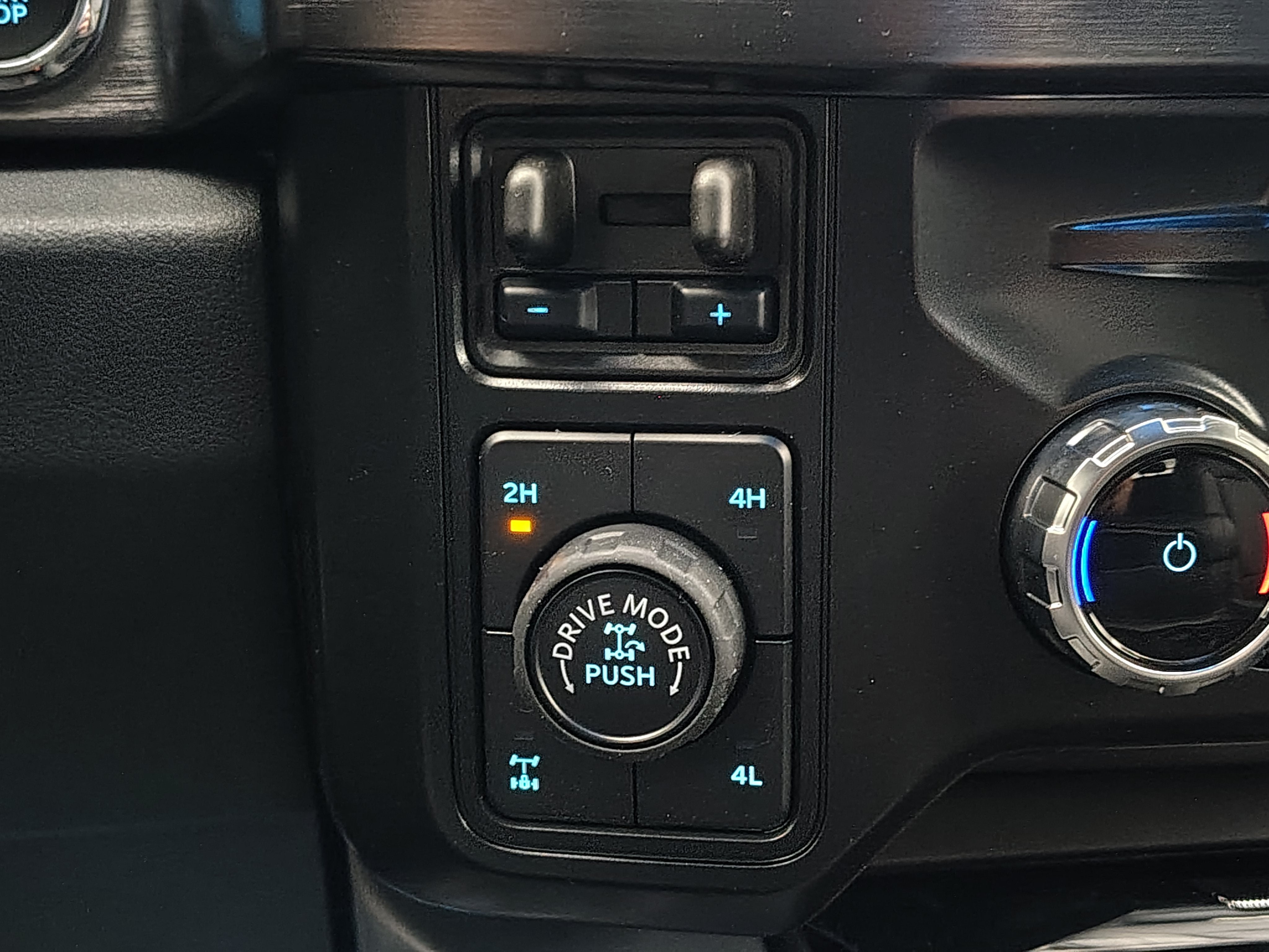 2027 Ford F-250 Lariat