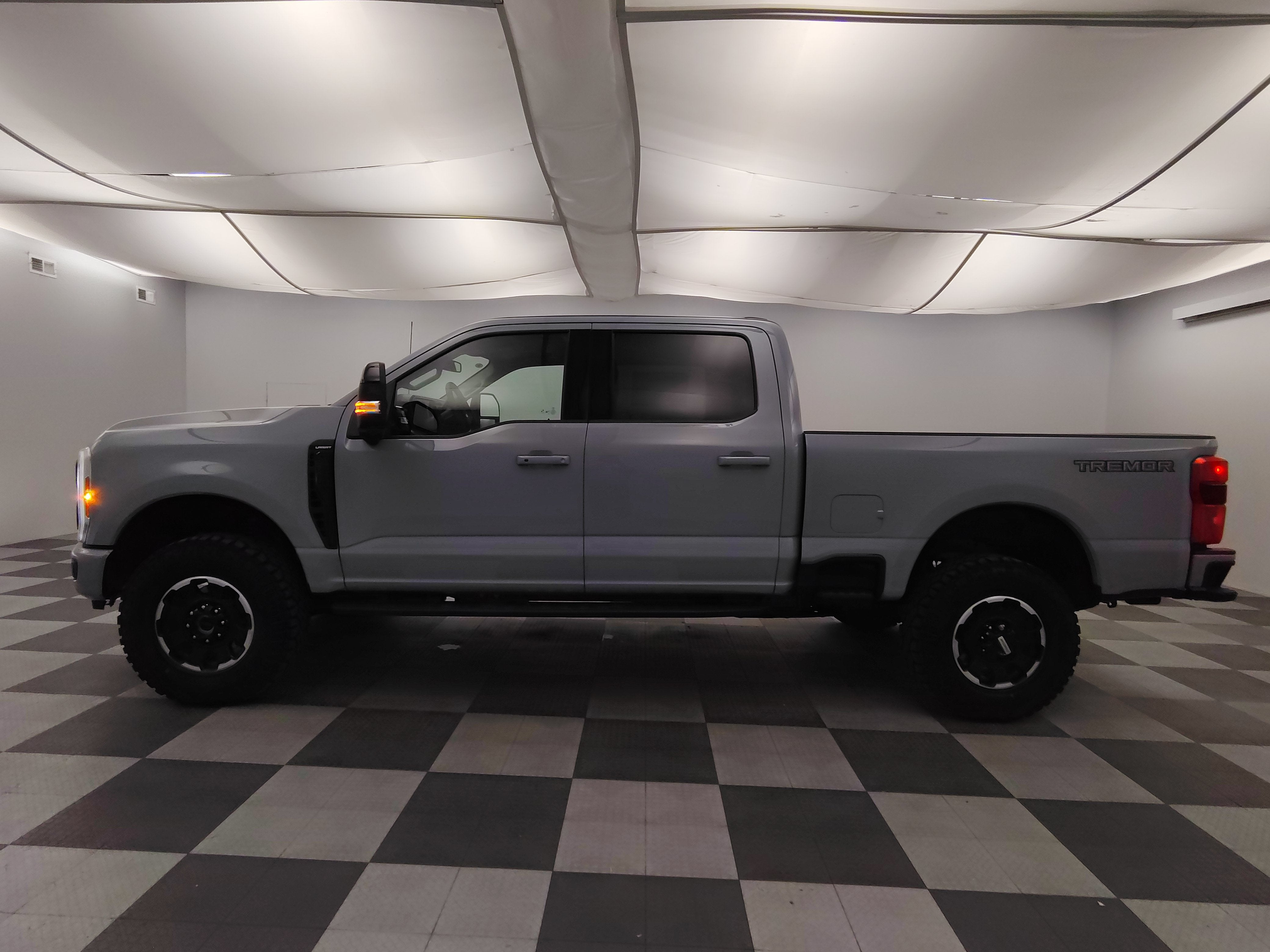 2027 Ford F-250 Lariat