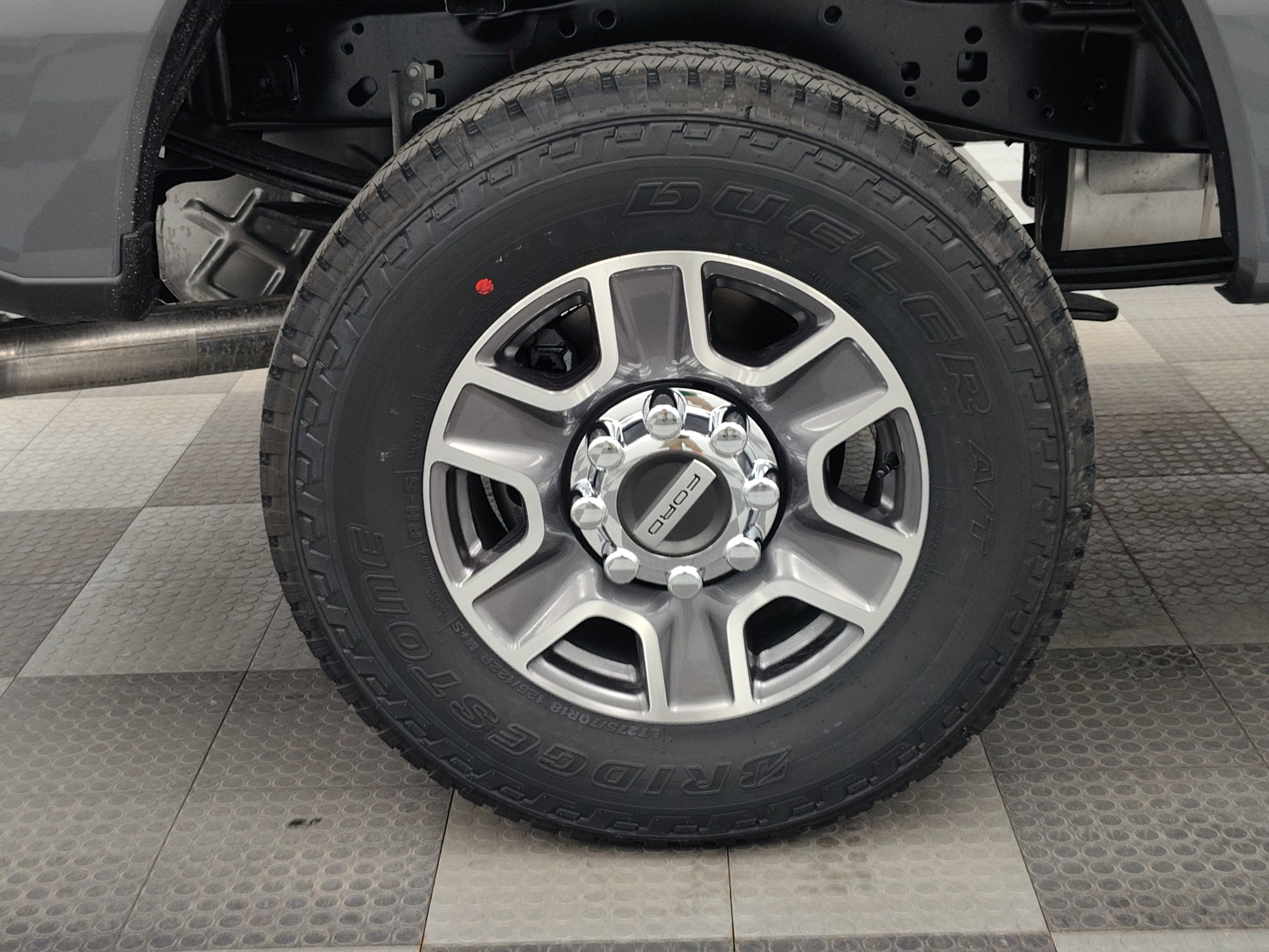 2027 Ford F-250 Lariat