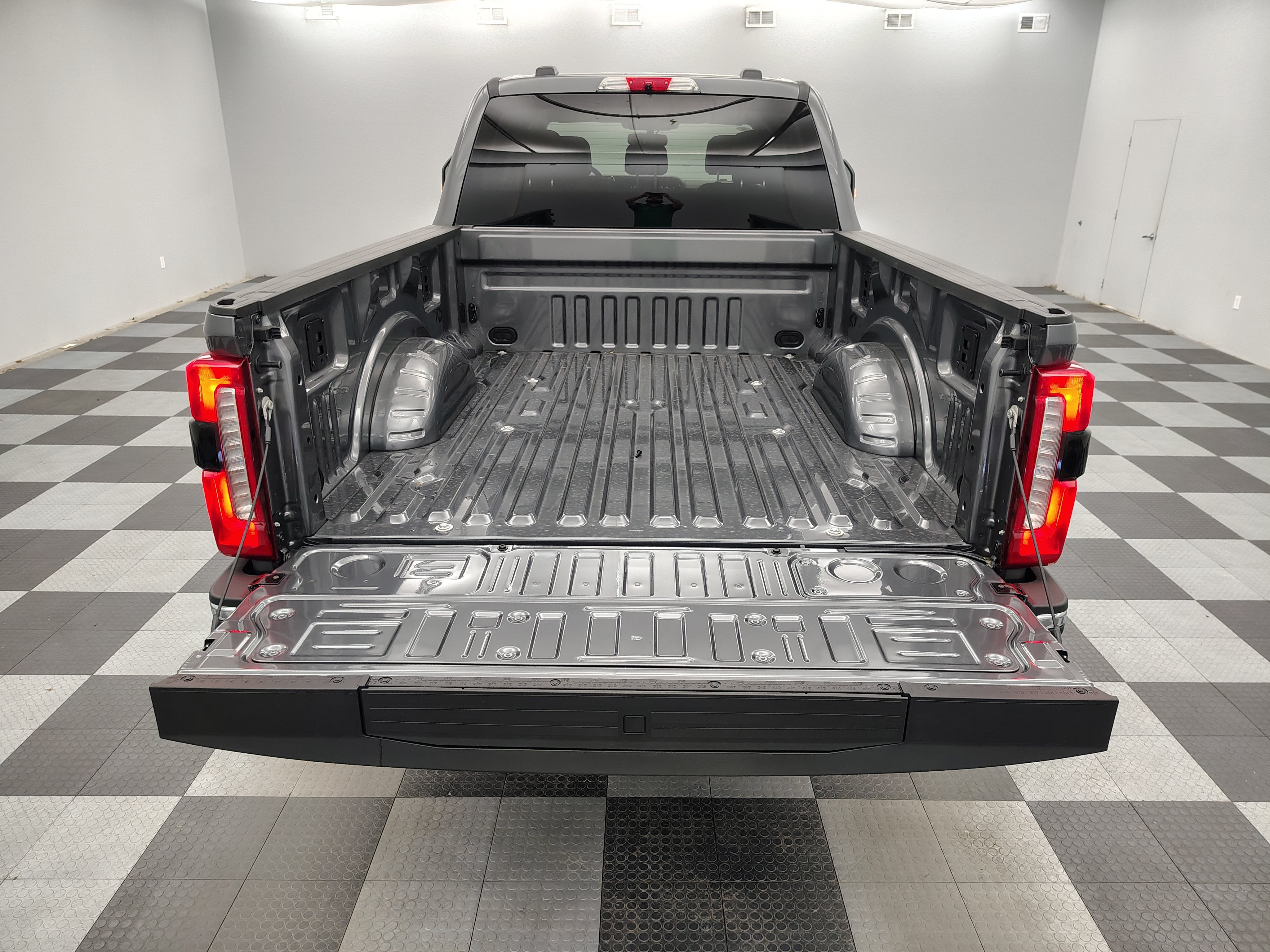 2027 Ford F-250 Lariat