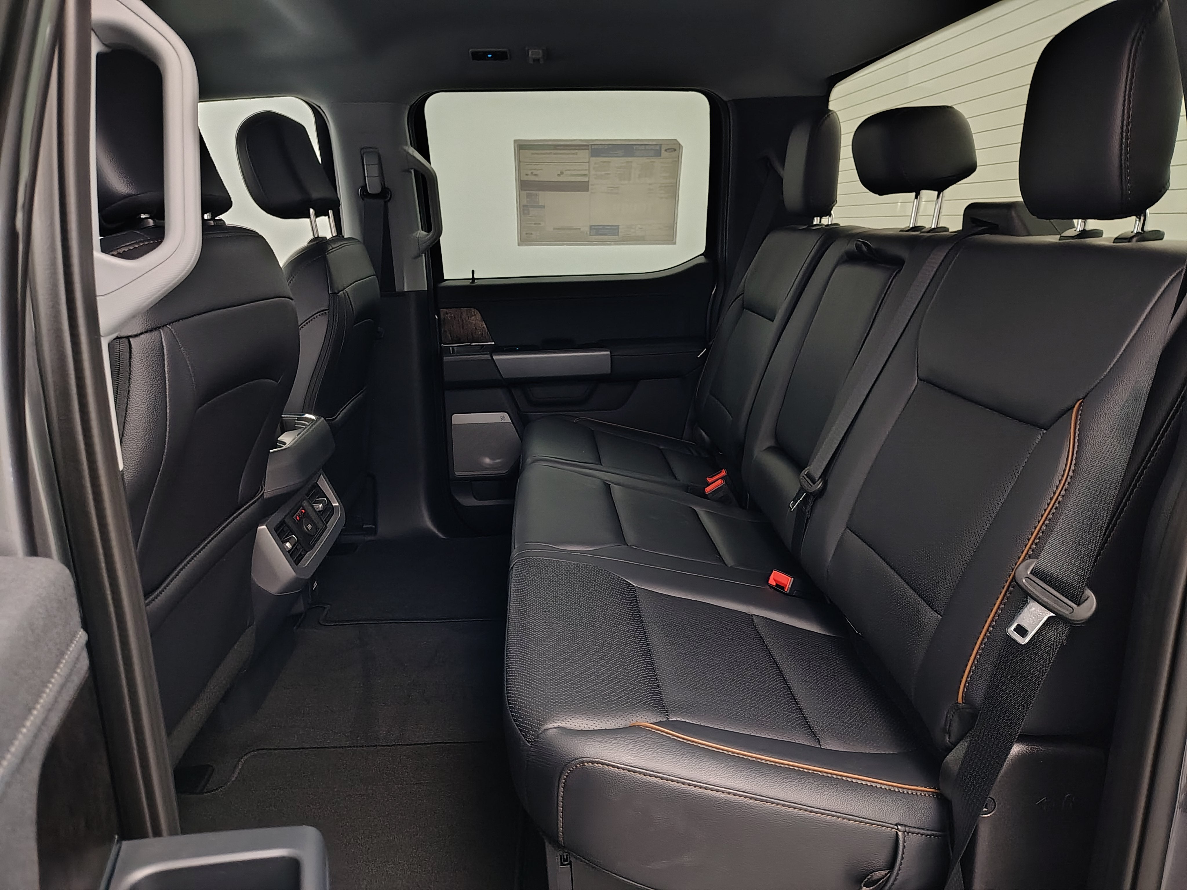 2027 Ford F-250 Lariat