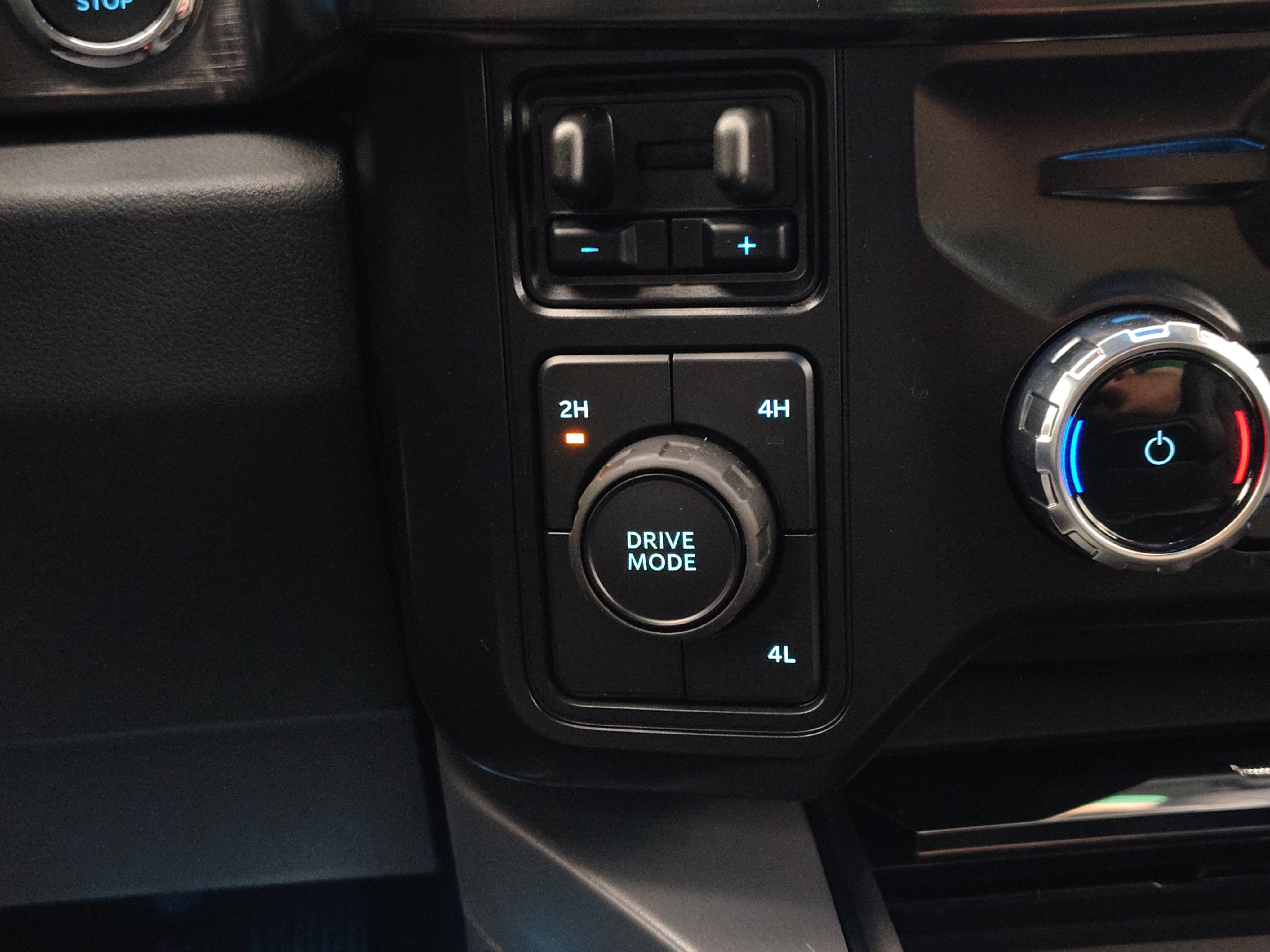 2027 Ford F-250 Lariat
