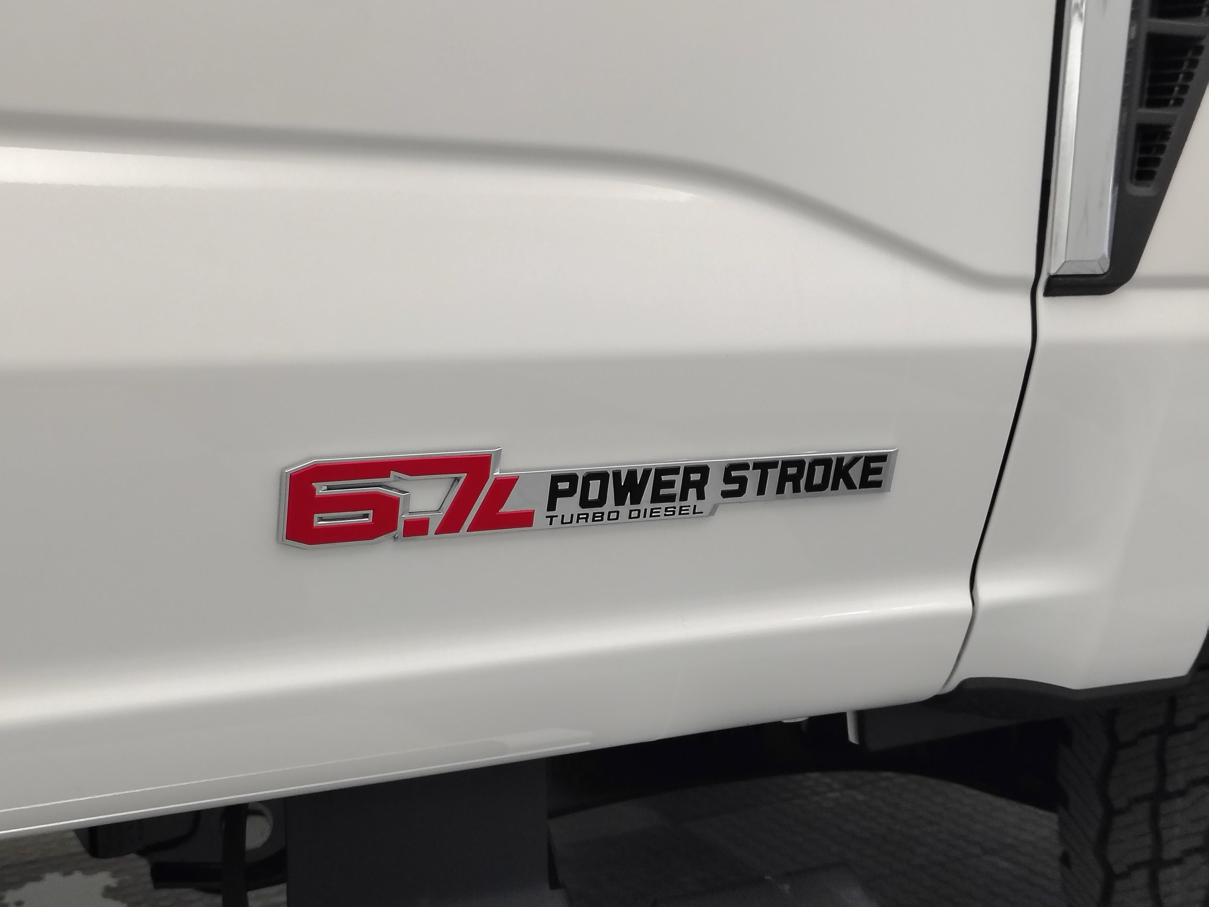 2026 Ford F-350 Lariat