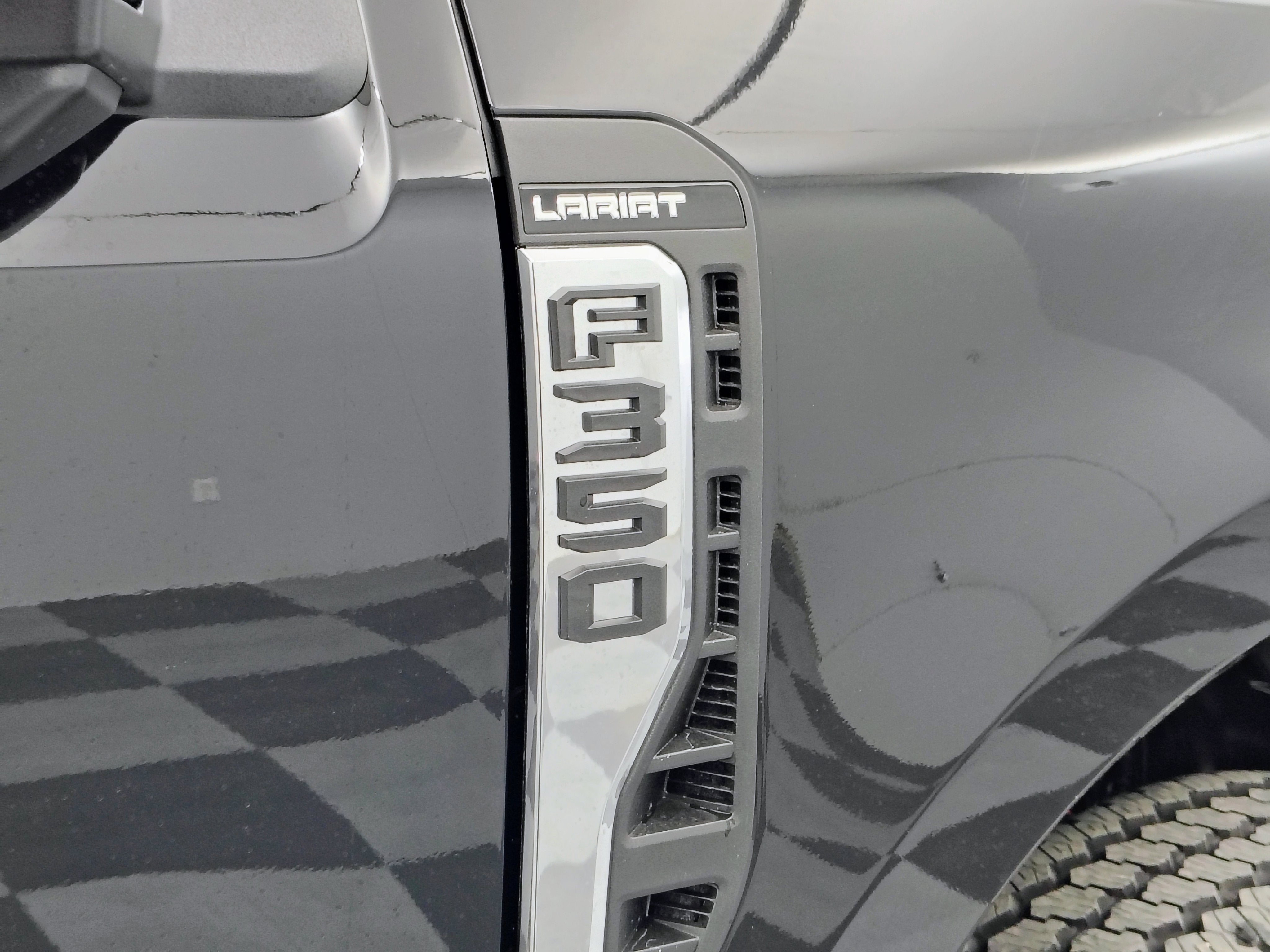 2026 Ford F-350 Lariat