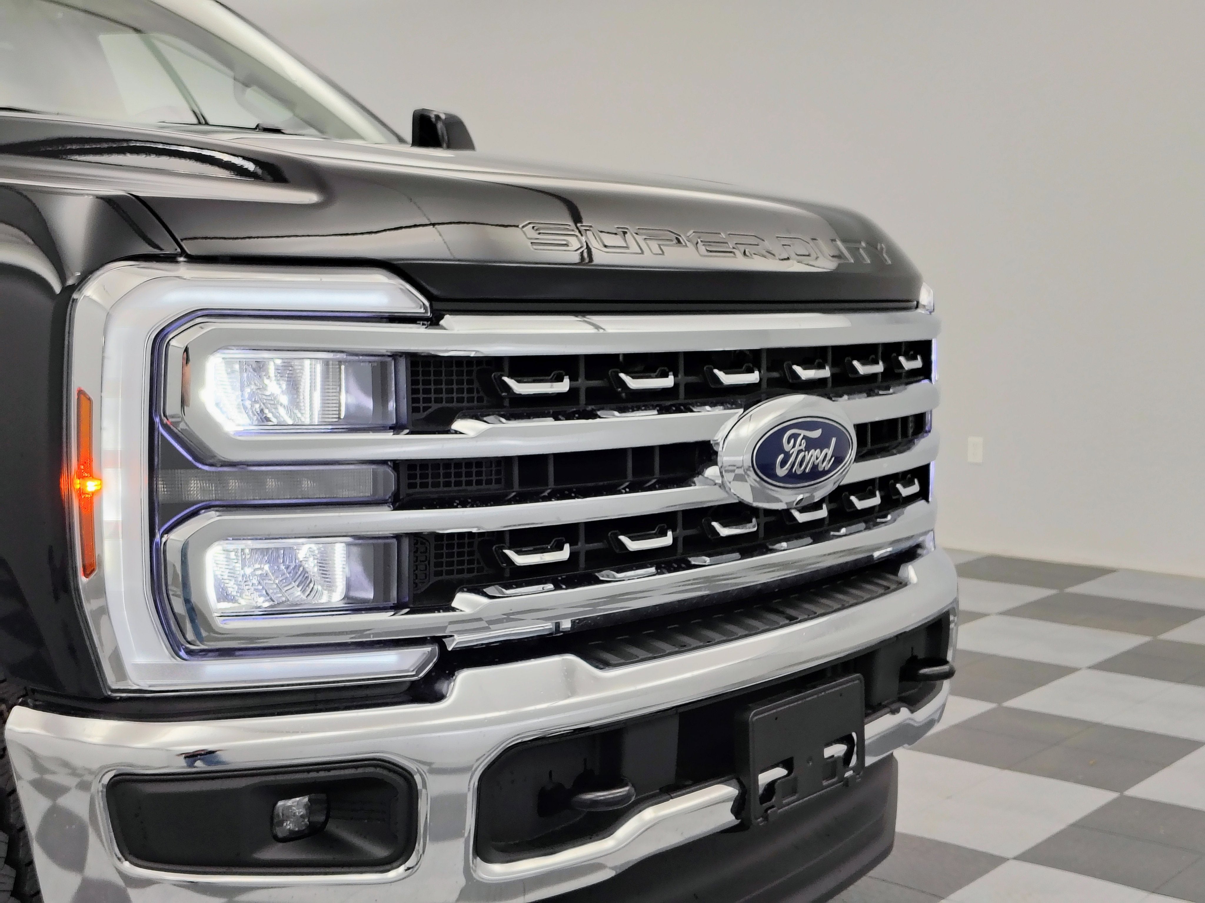 2026 Ford F-350 Lariat