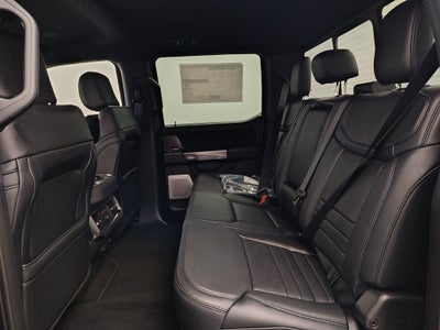 2027 Ford F-350 Platinum