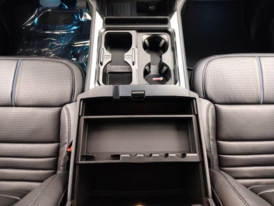 2027 Ford F-350 Platinum