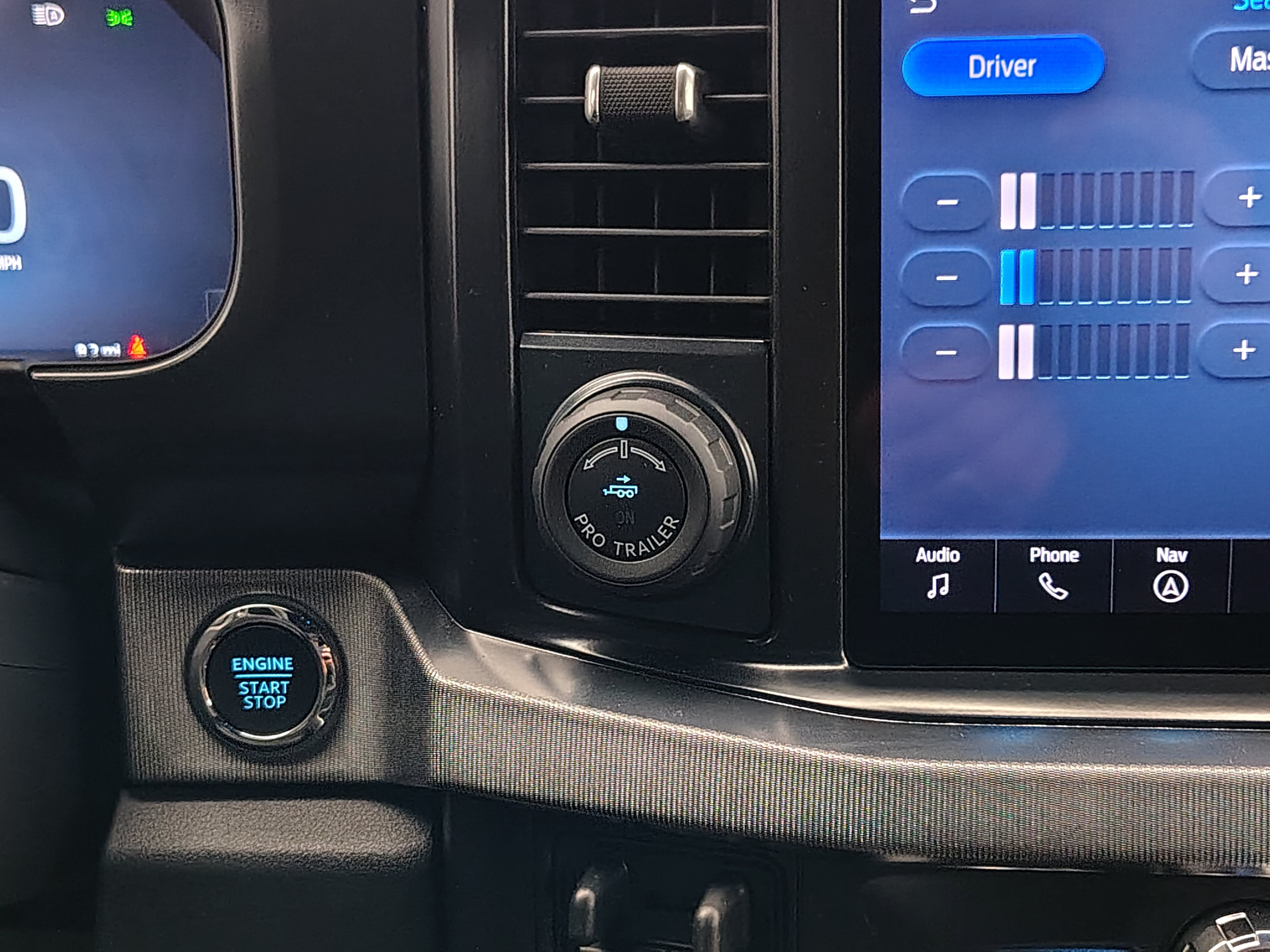 2027 Ford F-350 Platinum