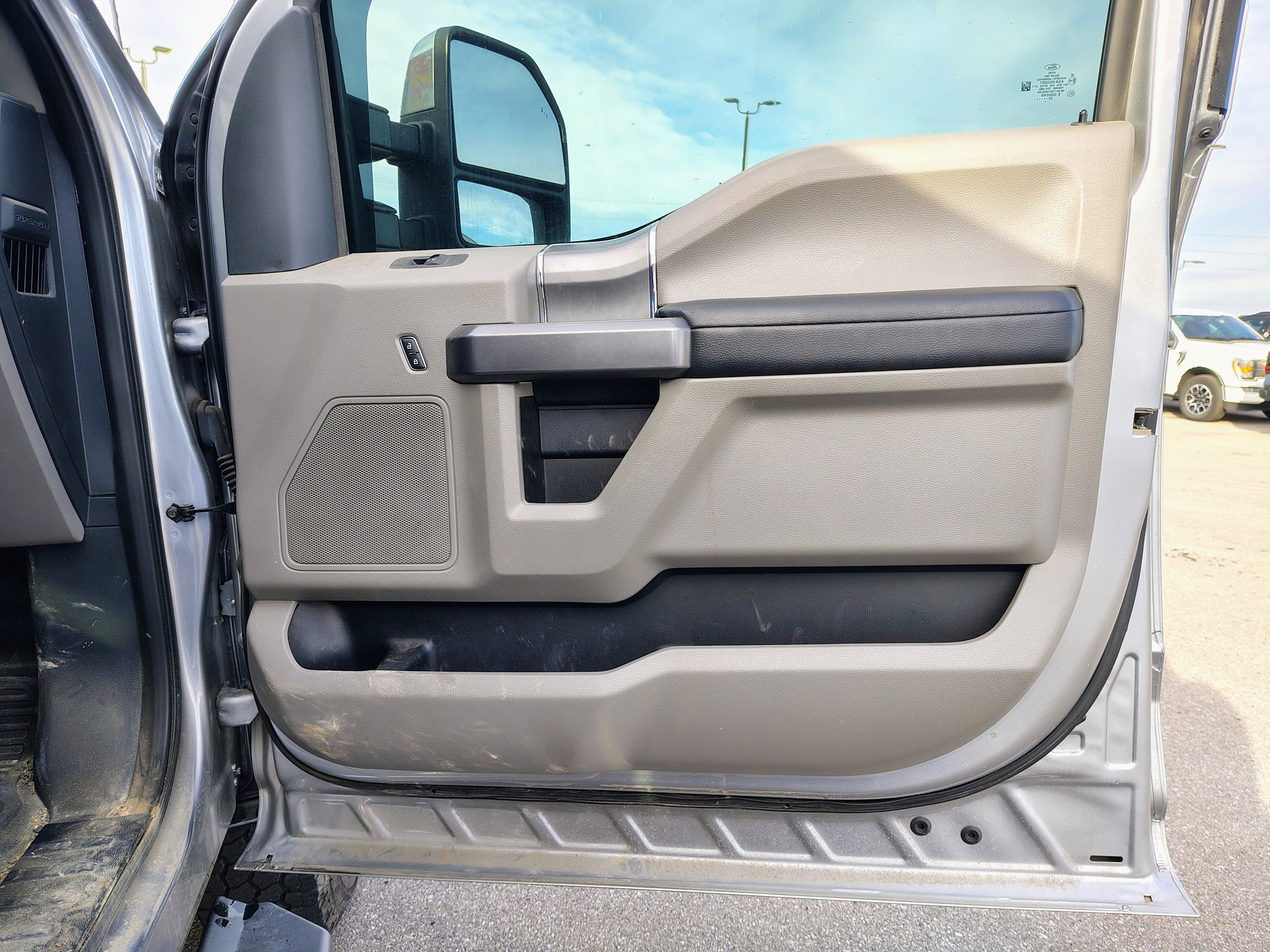 2022 Ford F-350 XLT