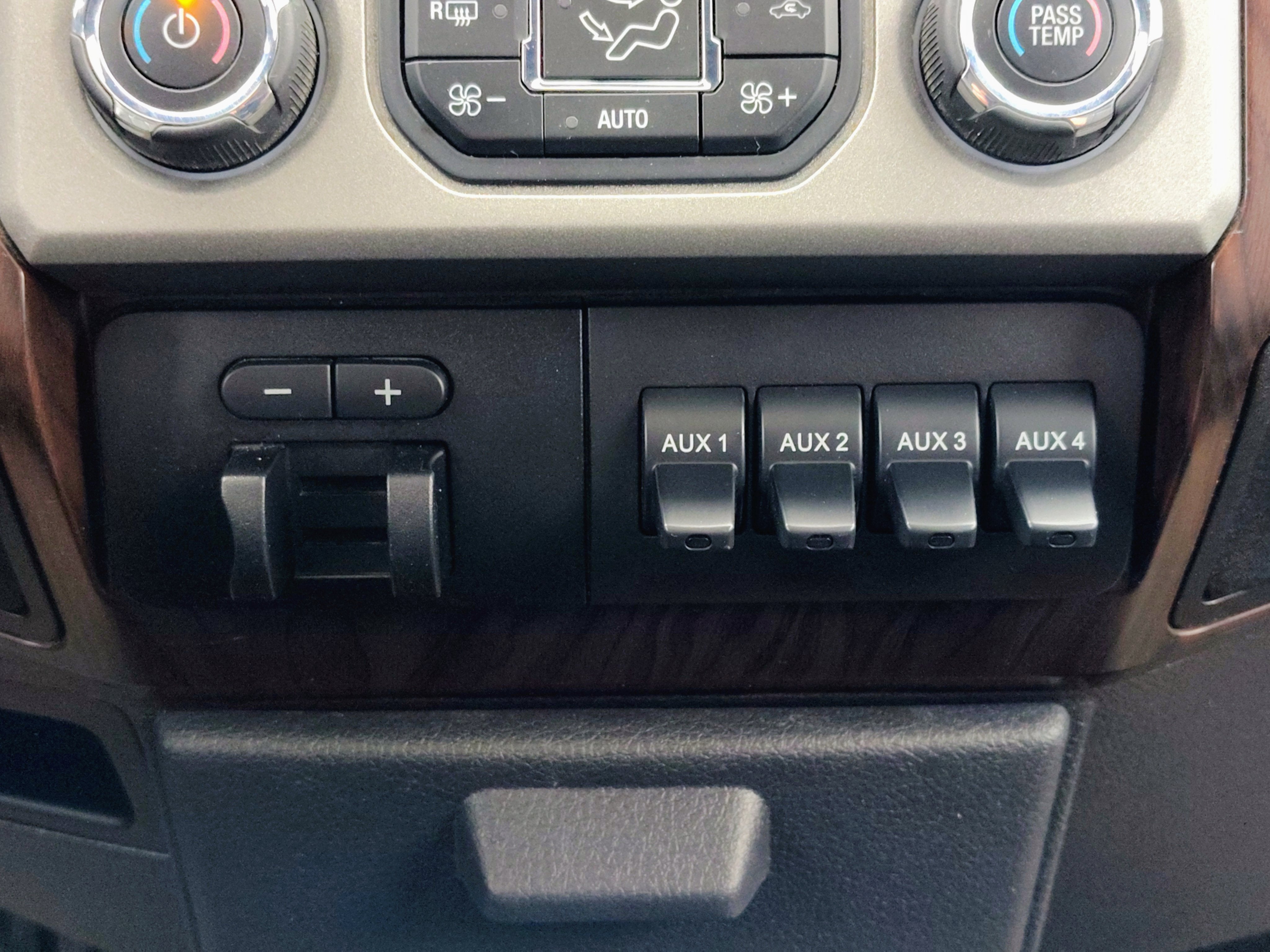 2015 Ford F-350 Lariat