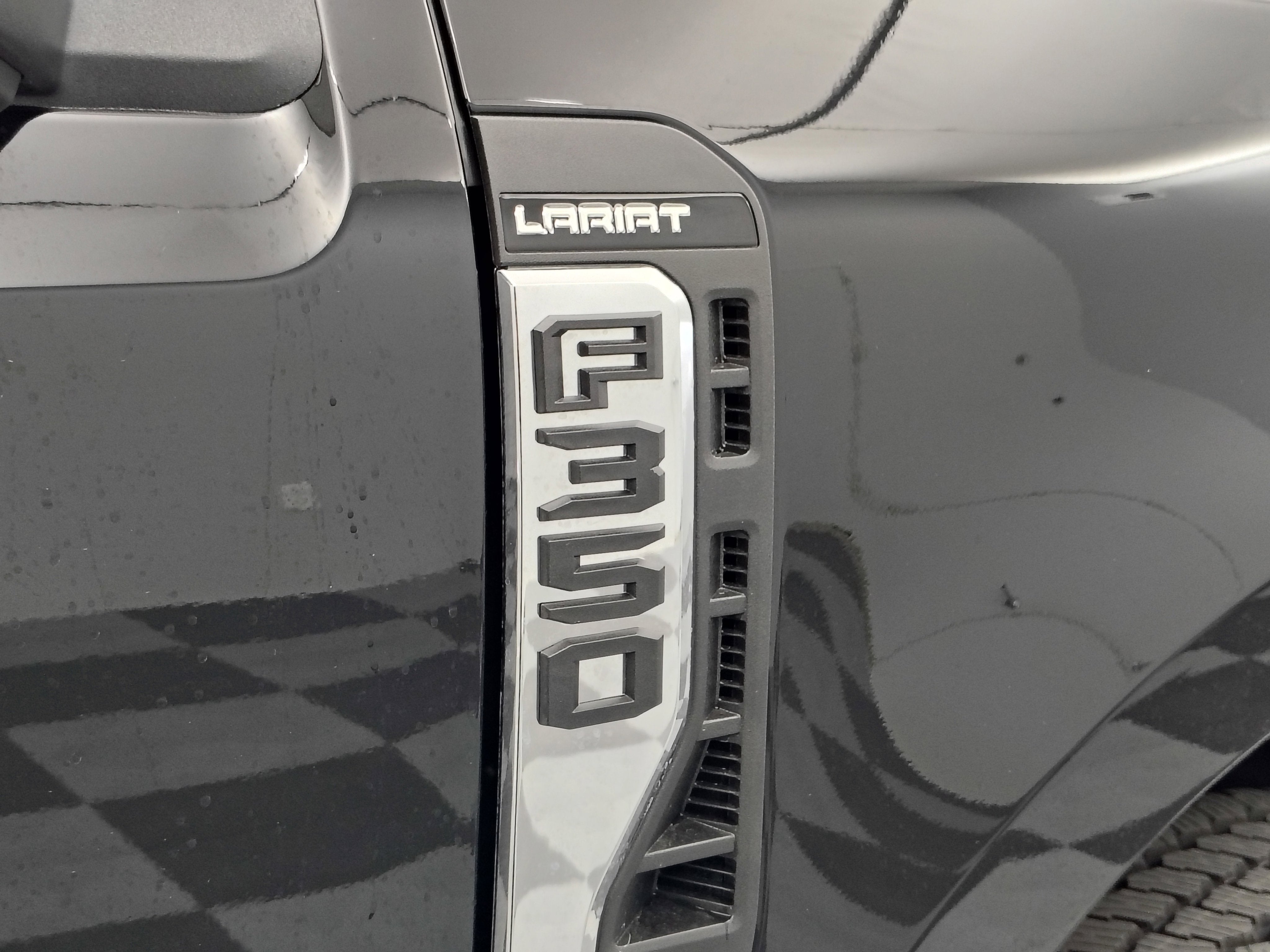 2026 Ford F-350 Lariat