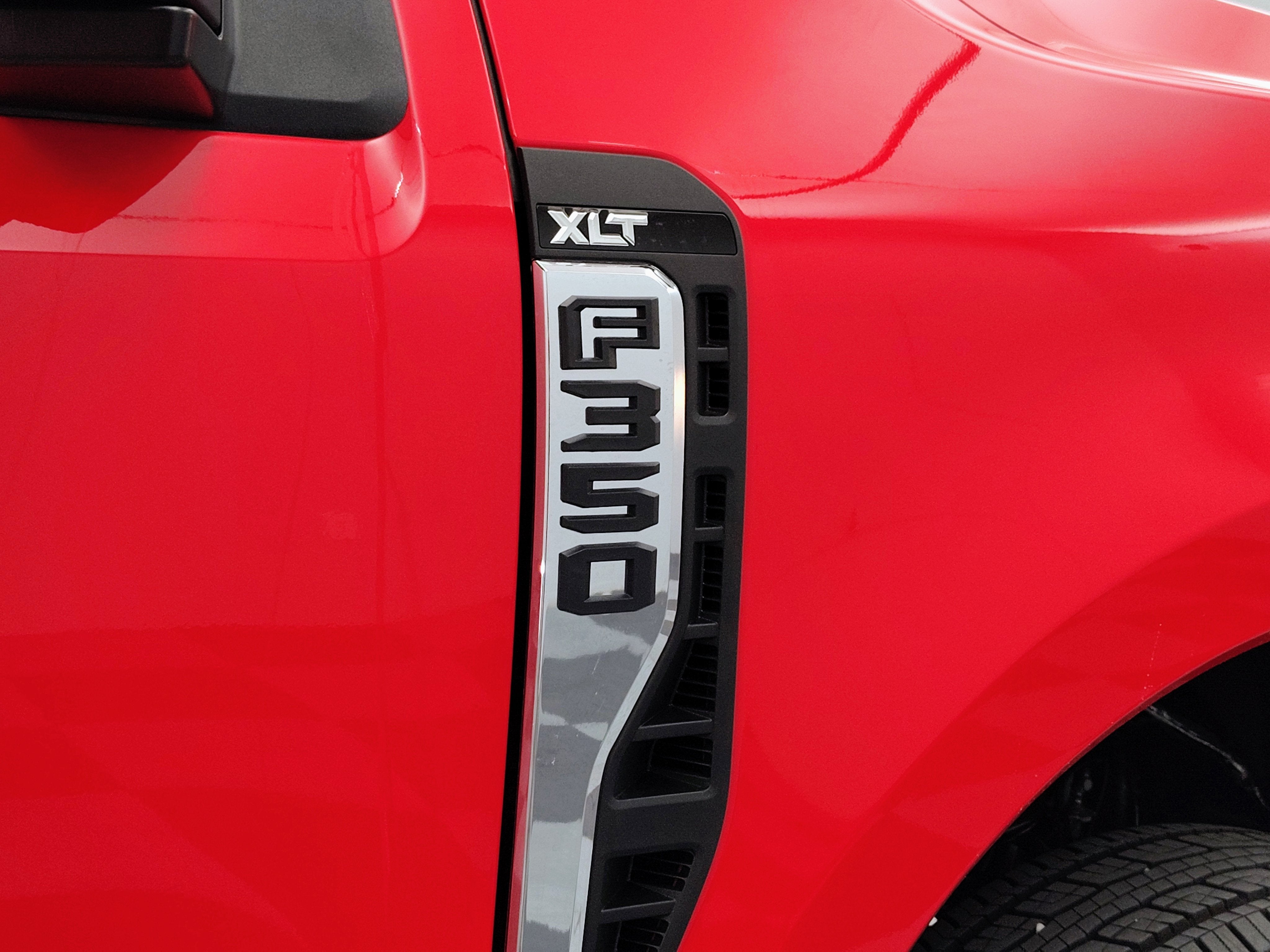 2026 Ford F-350 XLT