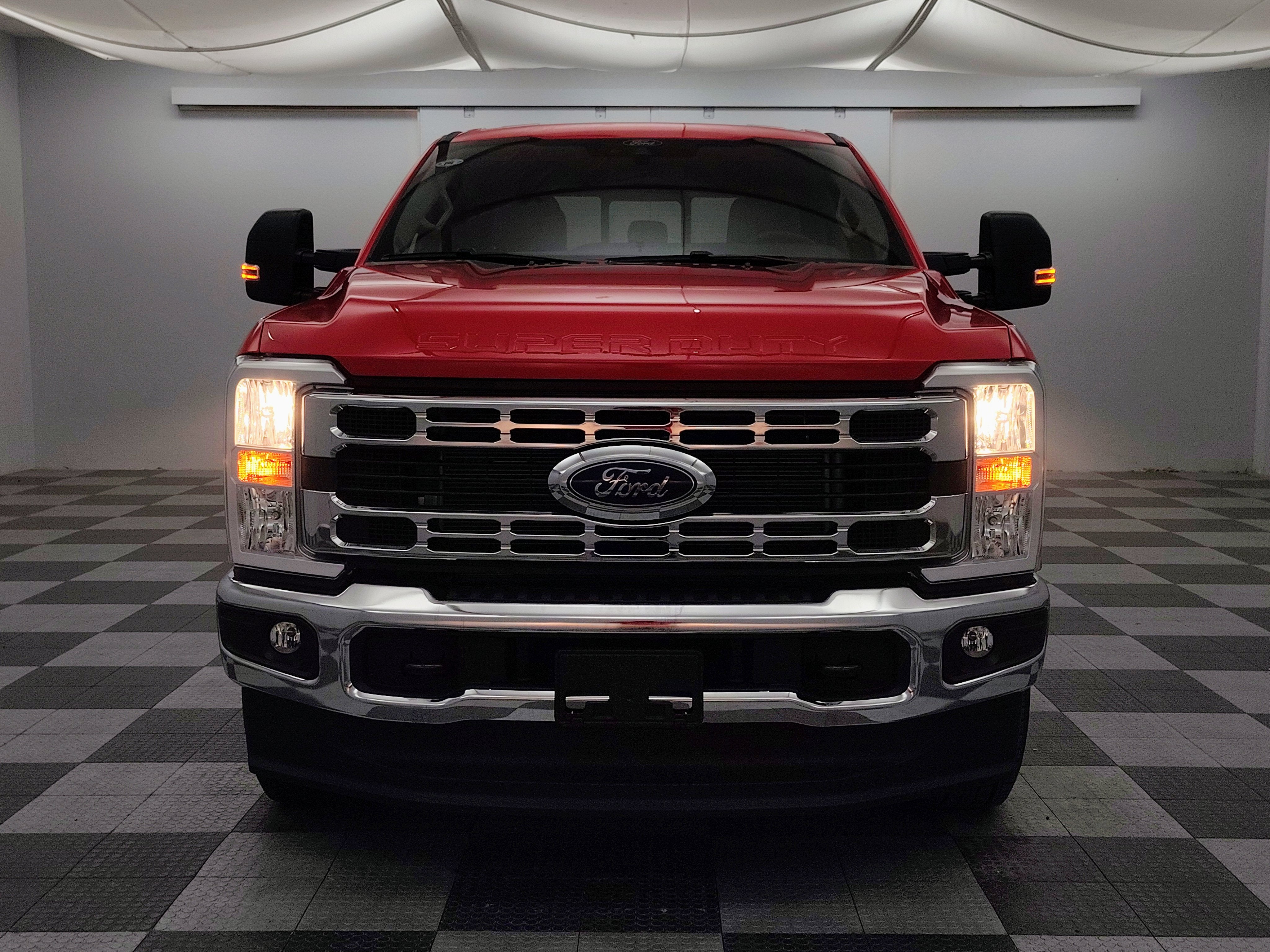 2026 Ford F-350 XLT