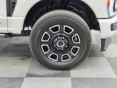 2025 Ford F-350 Platinum