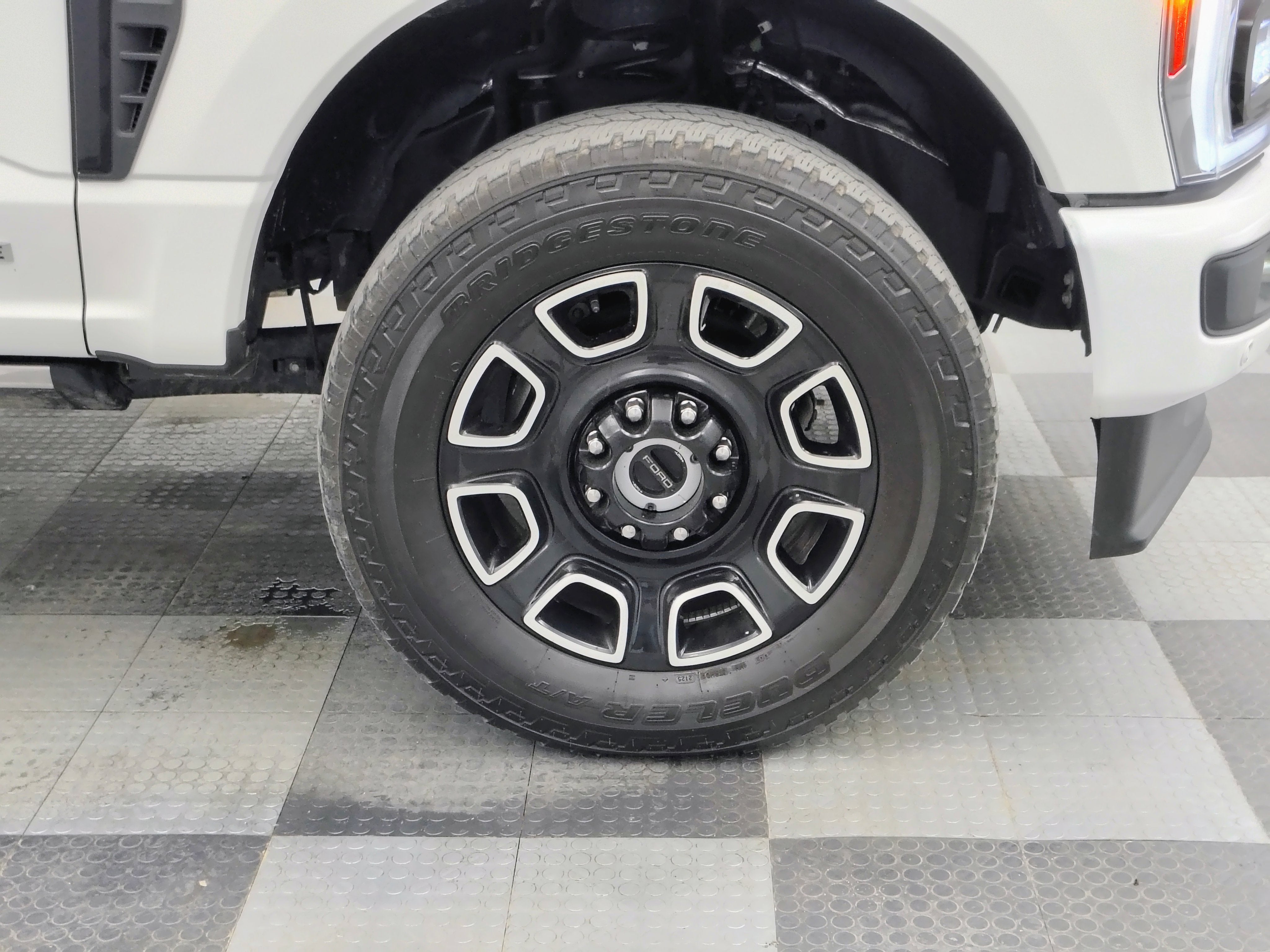 2025 Ford F-350 Platinum