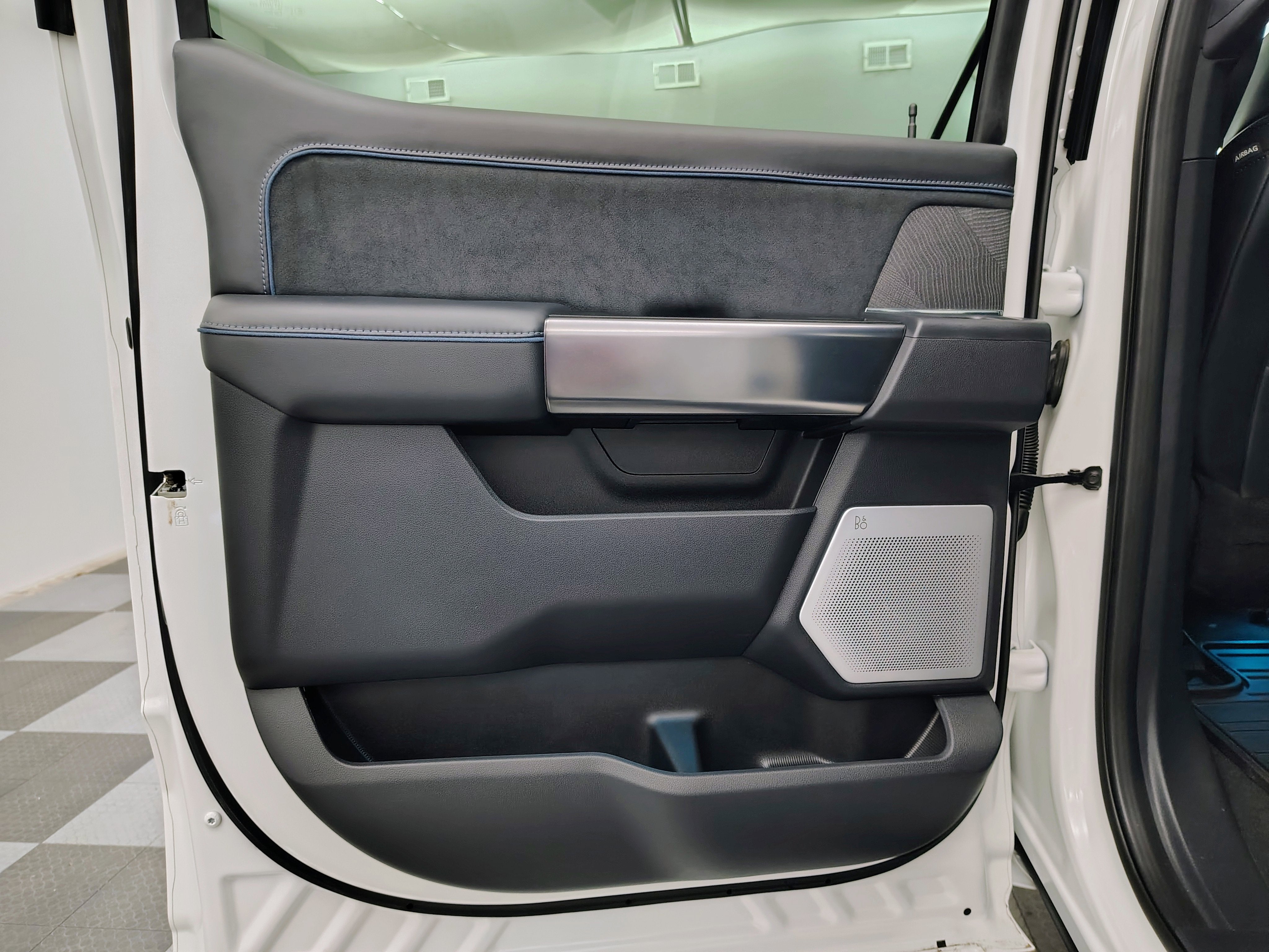 2025 Ford F-350 Platinum
