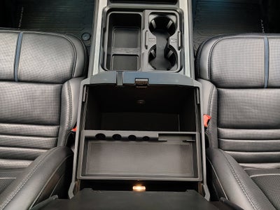 2025 Ford F-350 Platinum
