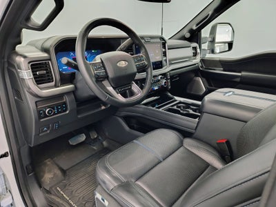 2025 Ford F-350 Platinum
