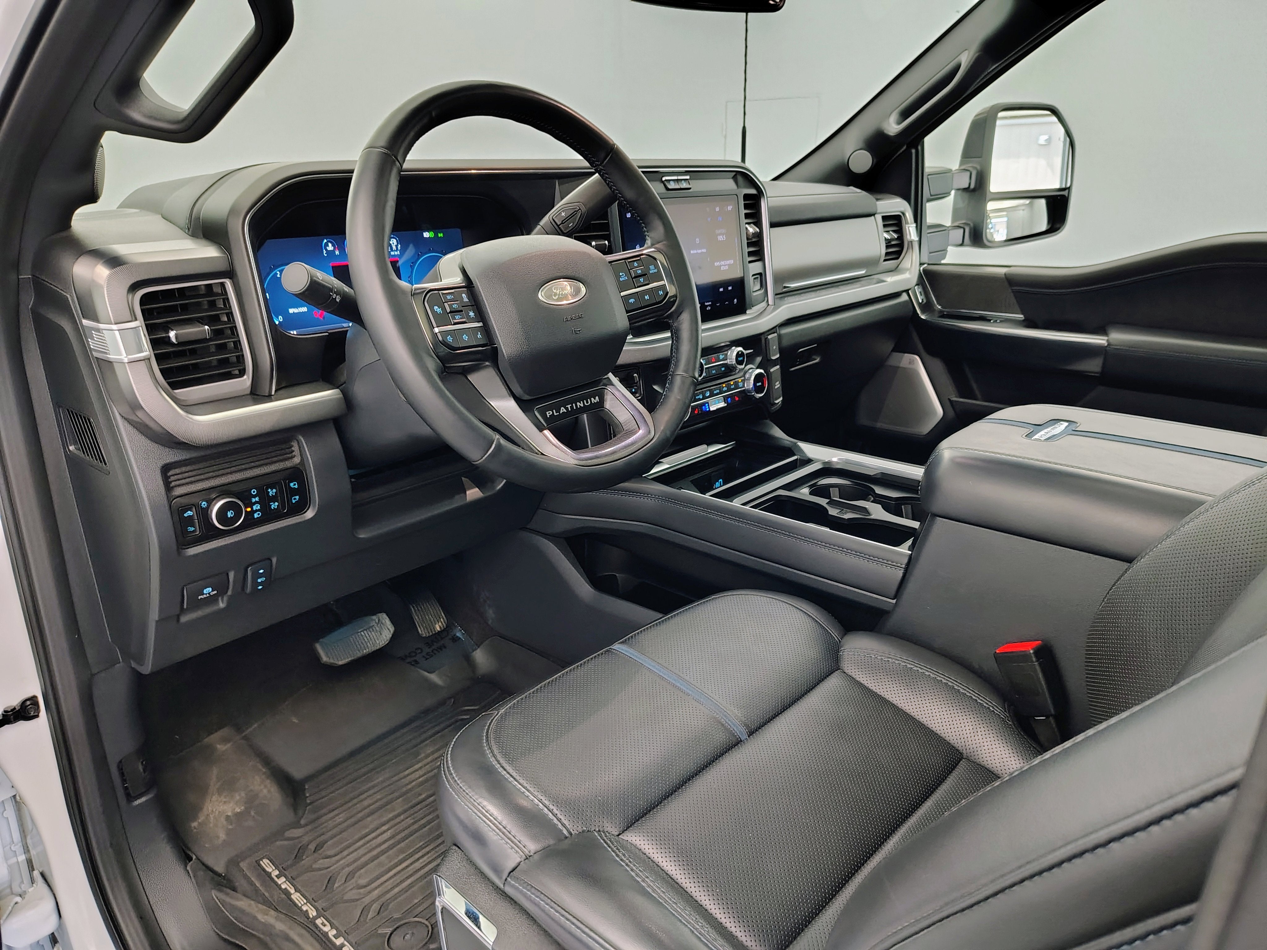 2025 Ford F-350 Platinum
