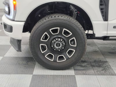 2025 Ford F-350 Platinum