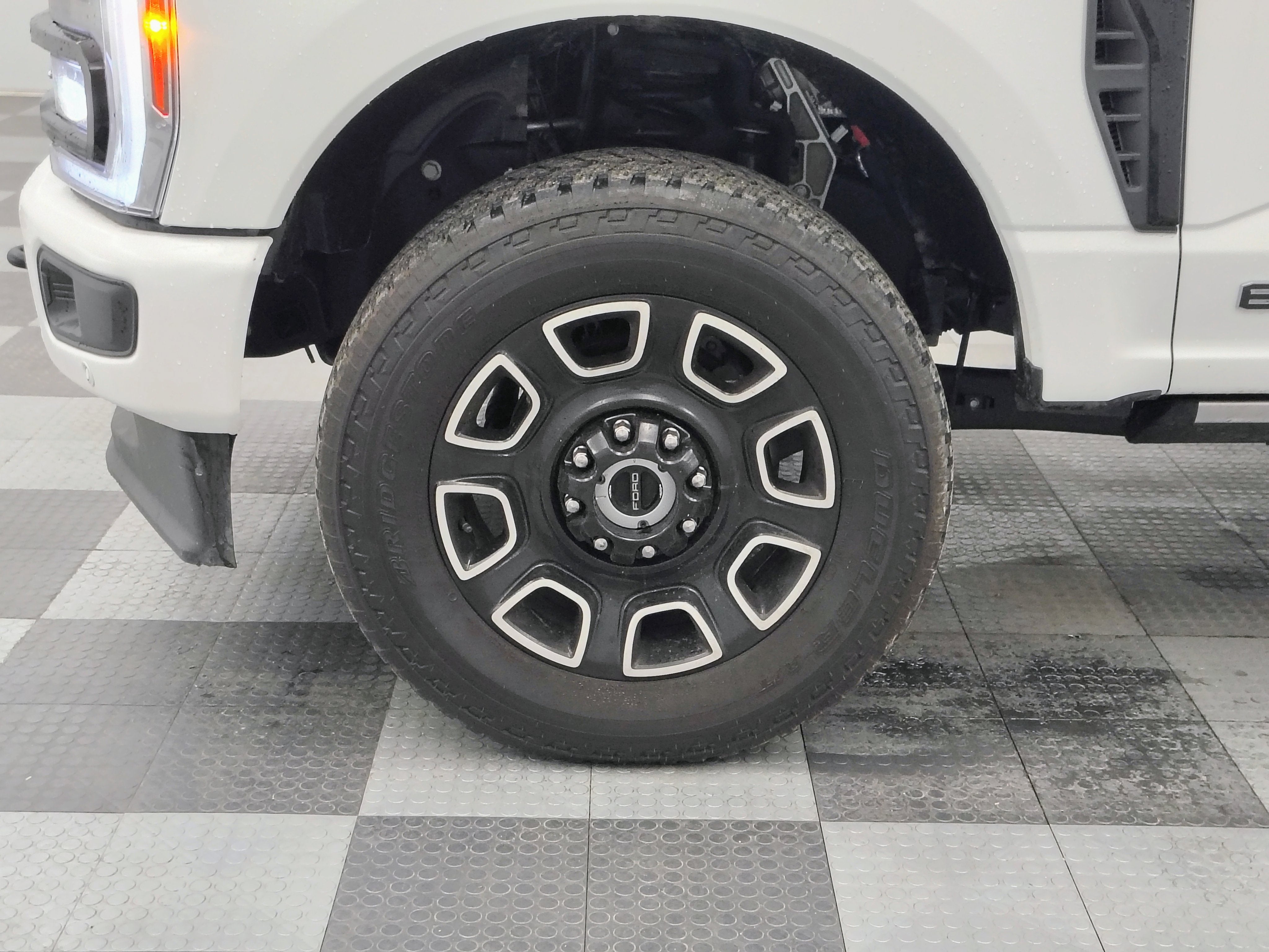 2025 Ford F-350 Platinum