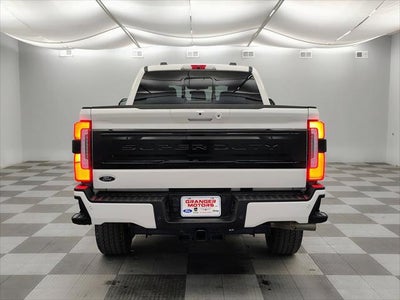 2025 Ford F-350 Platinum