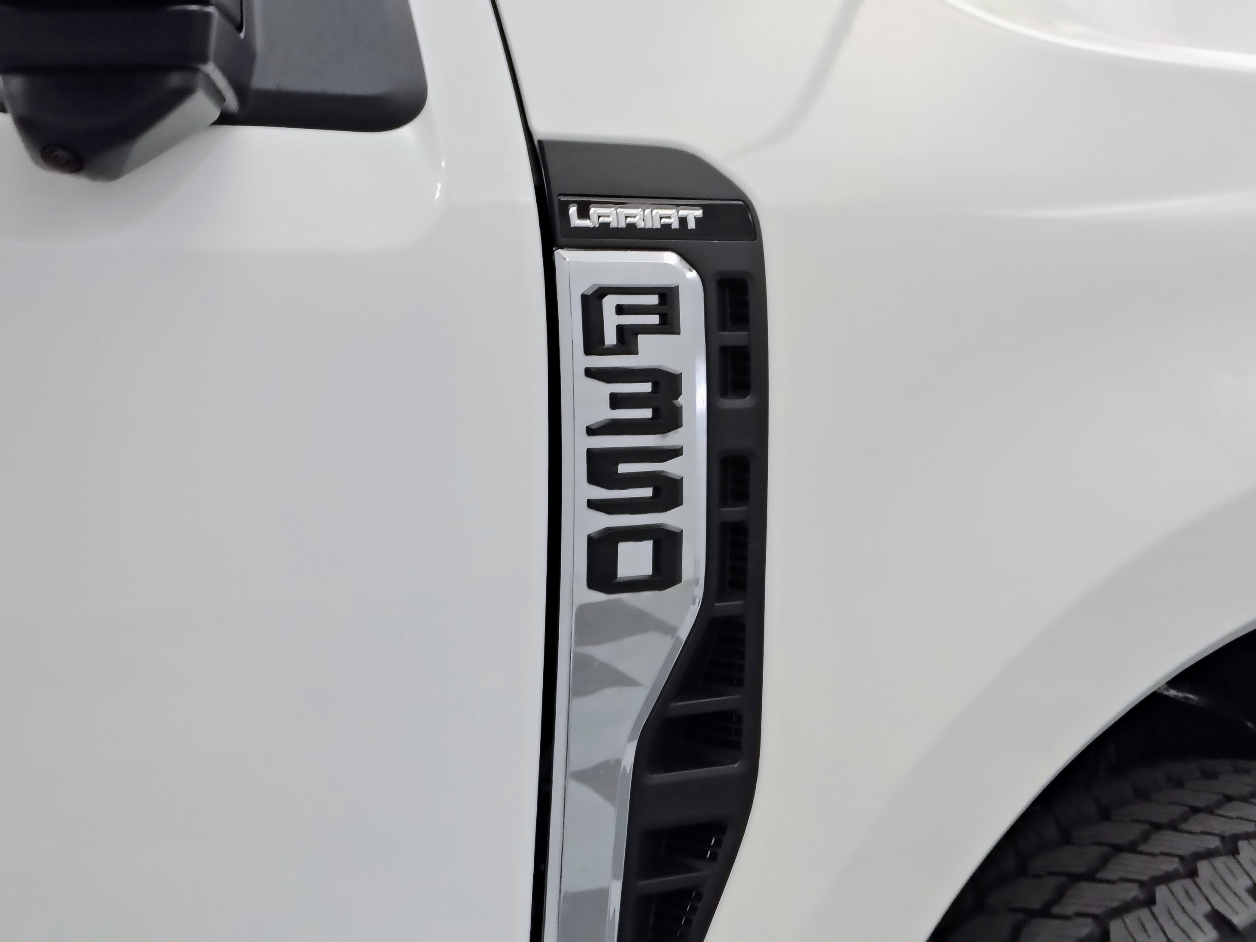 2026 Ford F-350 Lariat