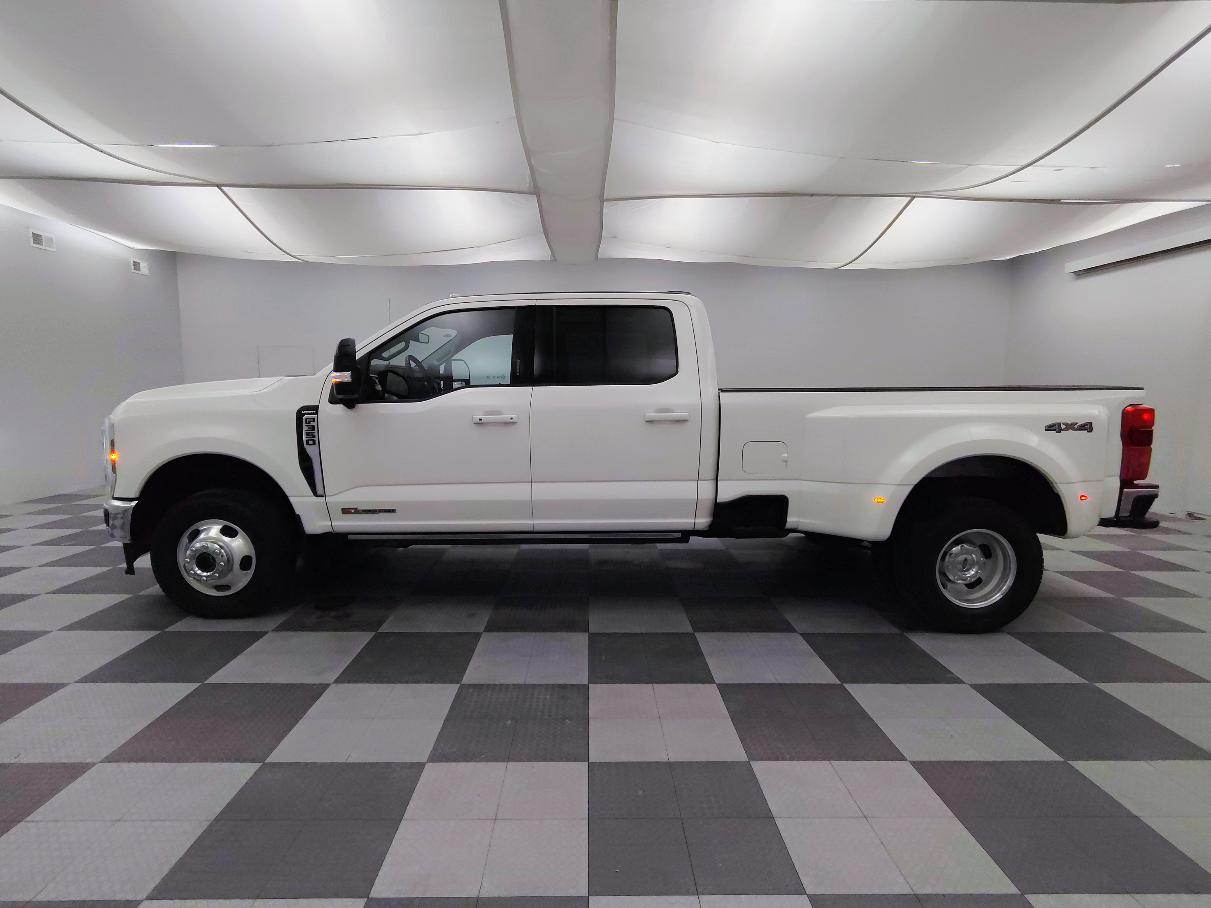 2024 Ford F-350 Lariat