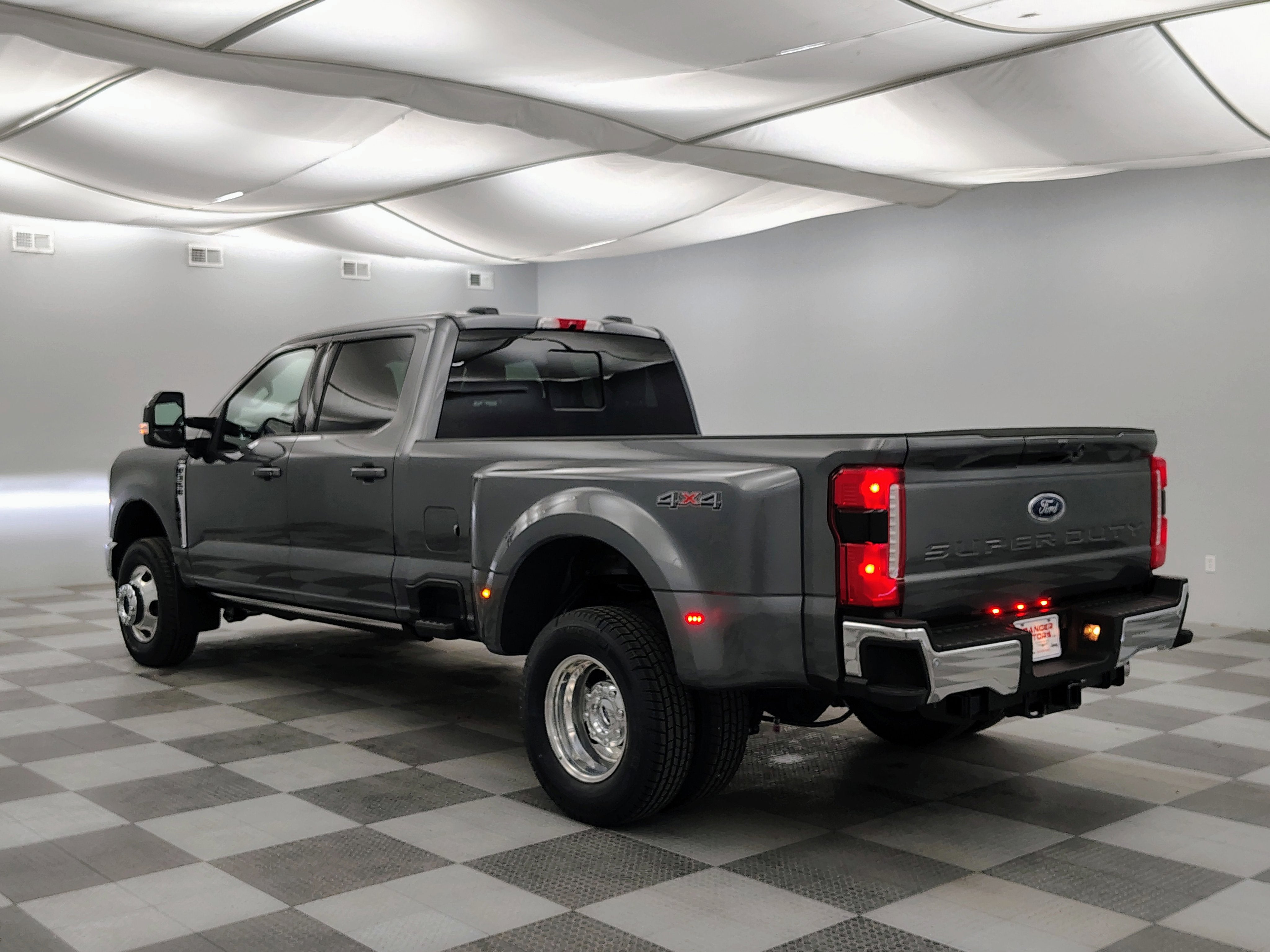 2026 Ford F-350 Lariat