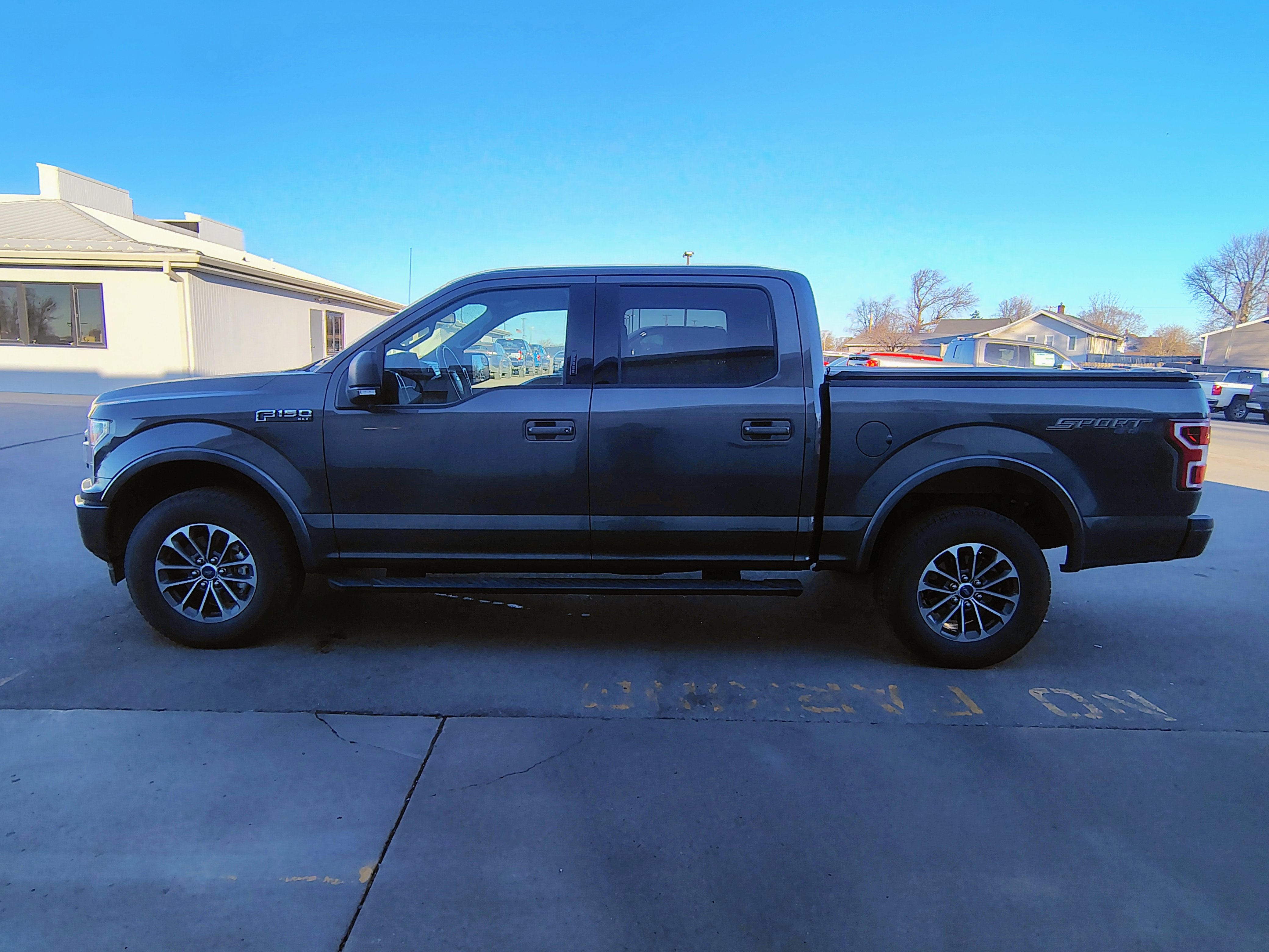 2019 Ford F-150 XLT