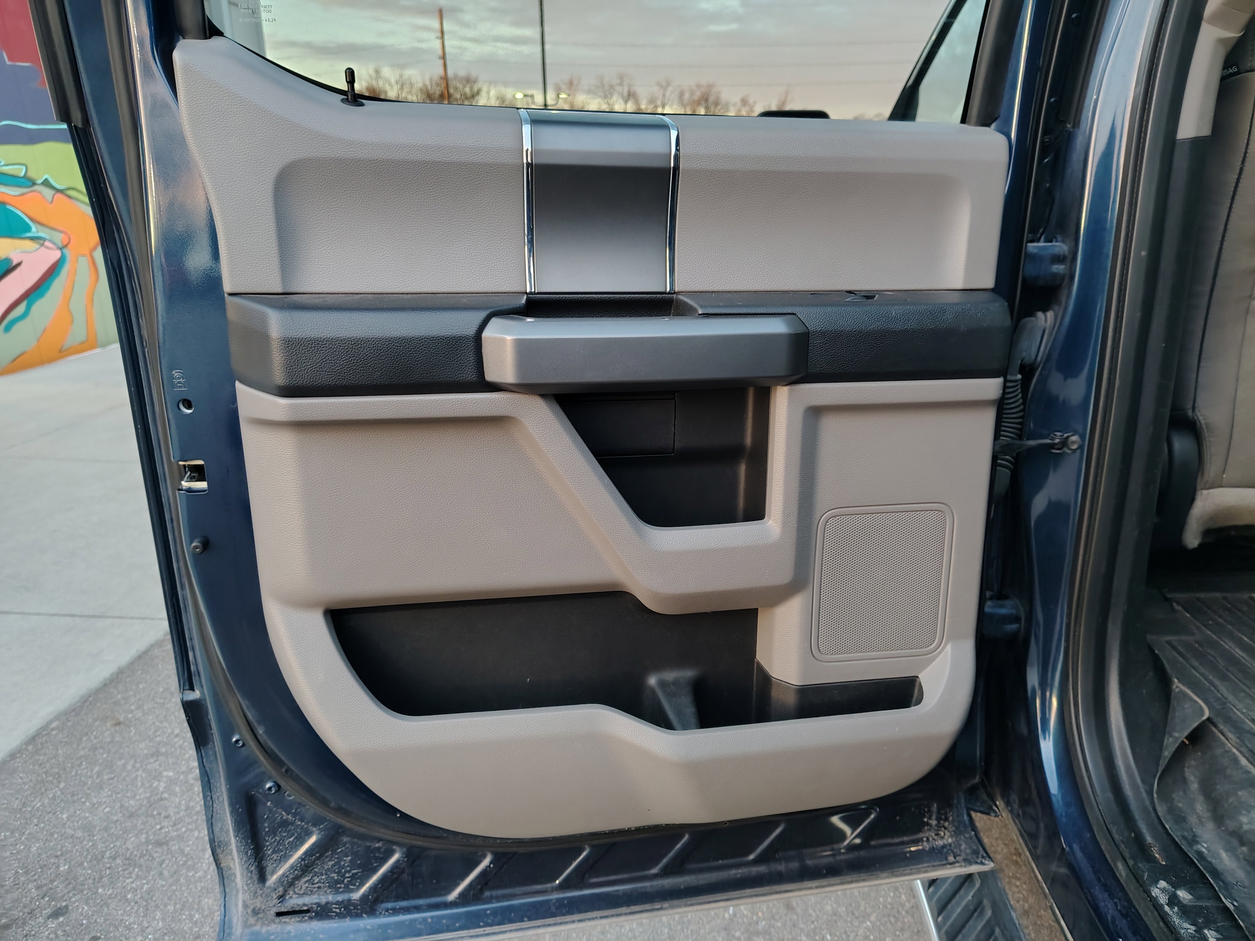 2016 Ford F-150 Base