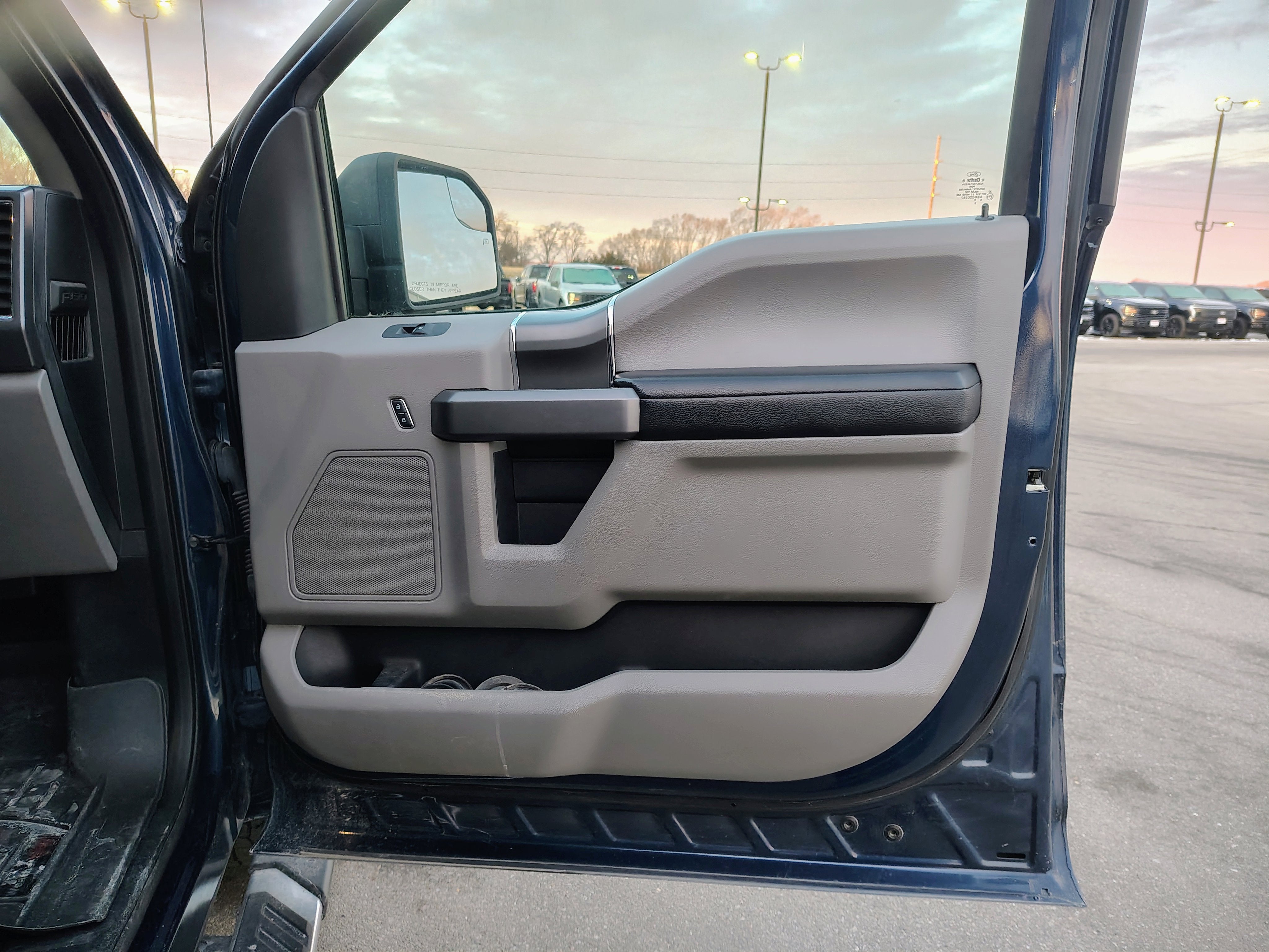 2016 Ford F-150 Base