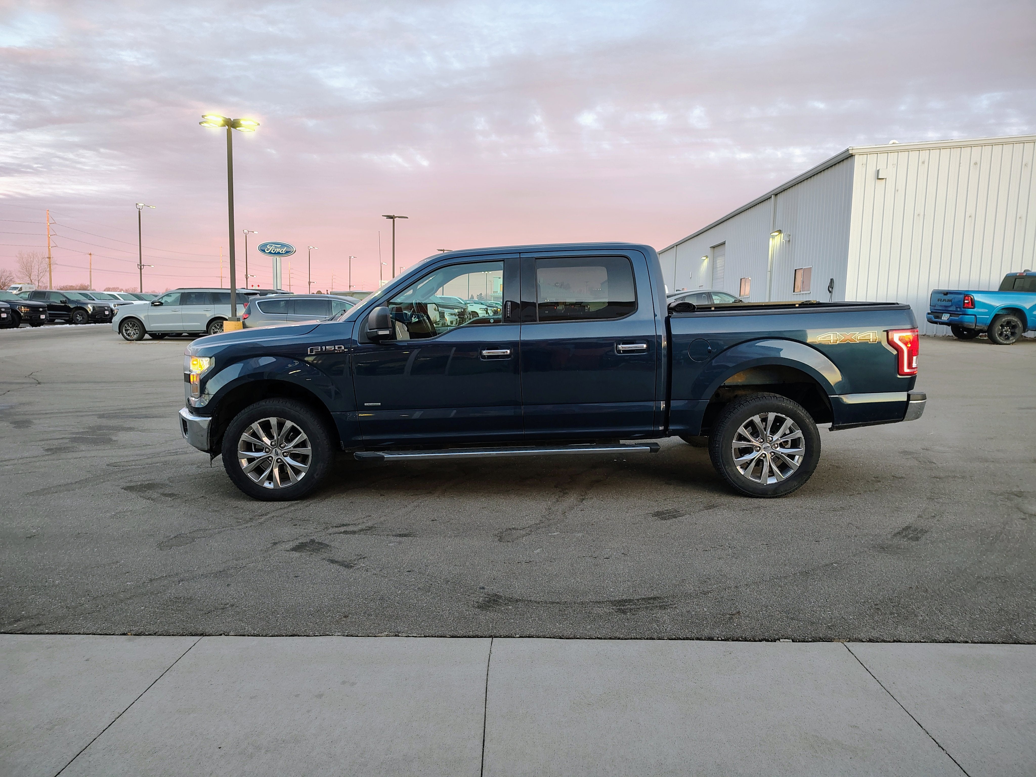 2016 Ford F-150 Base
