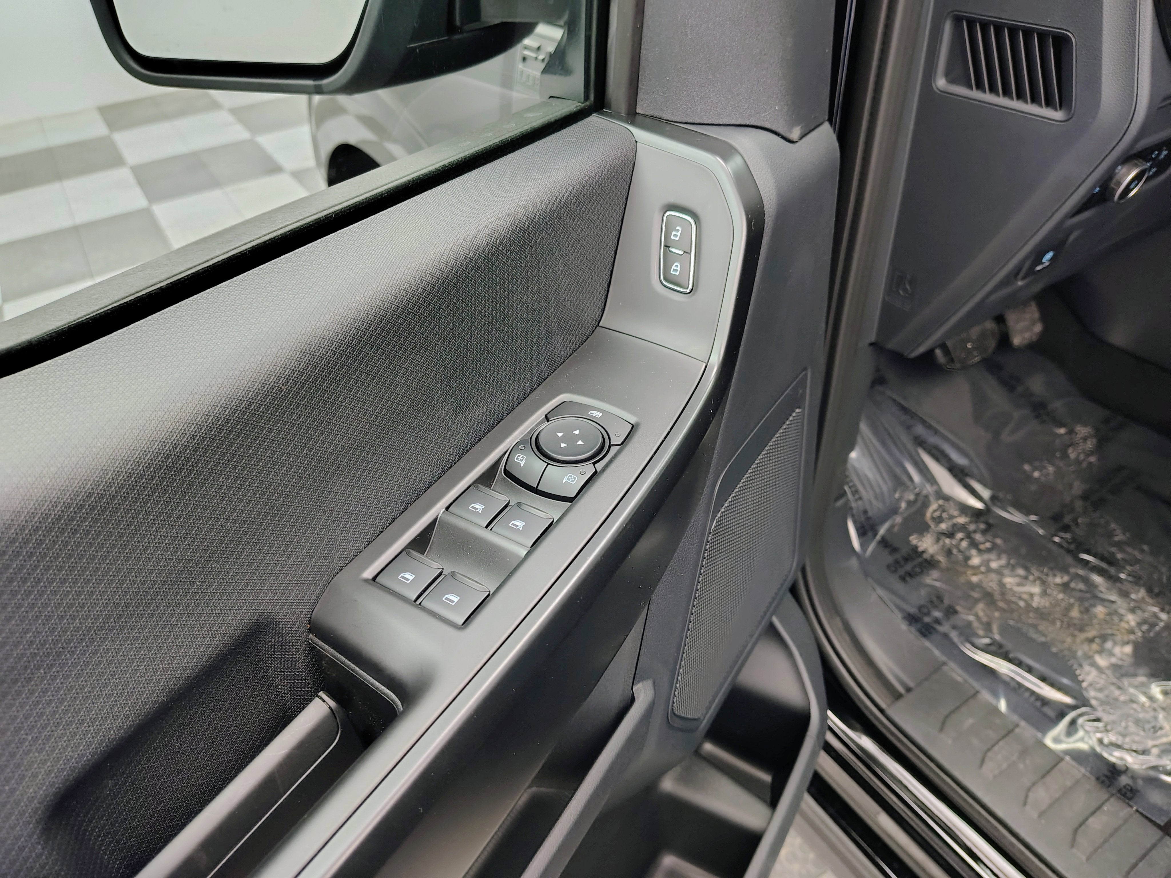 2026 Ford F-150 STX Lobo