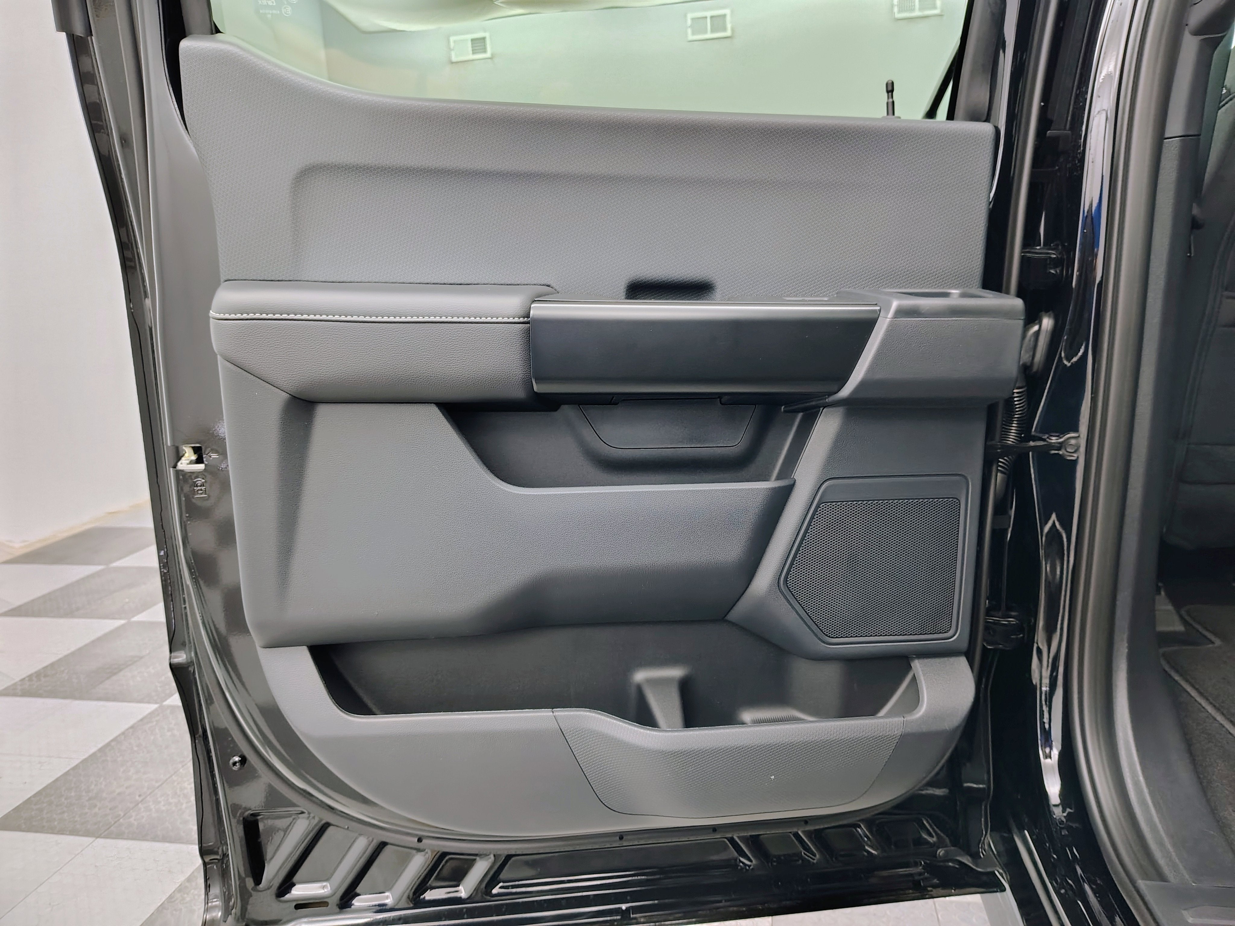 2026 Ford F-150 STX Lobo