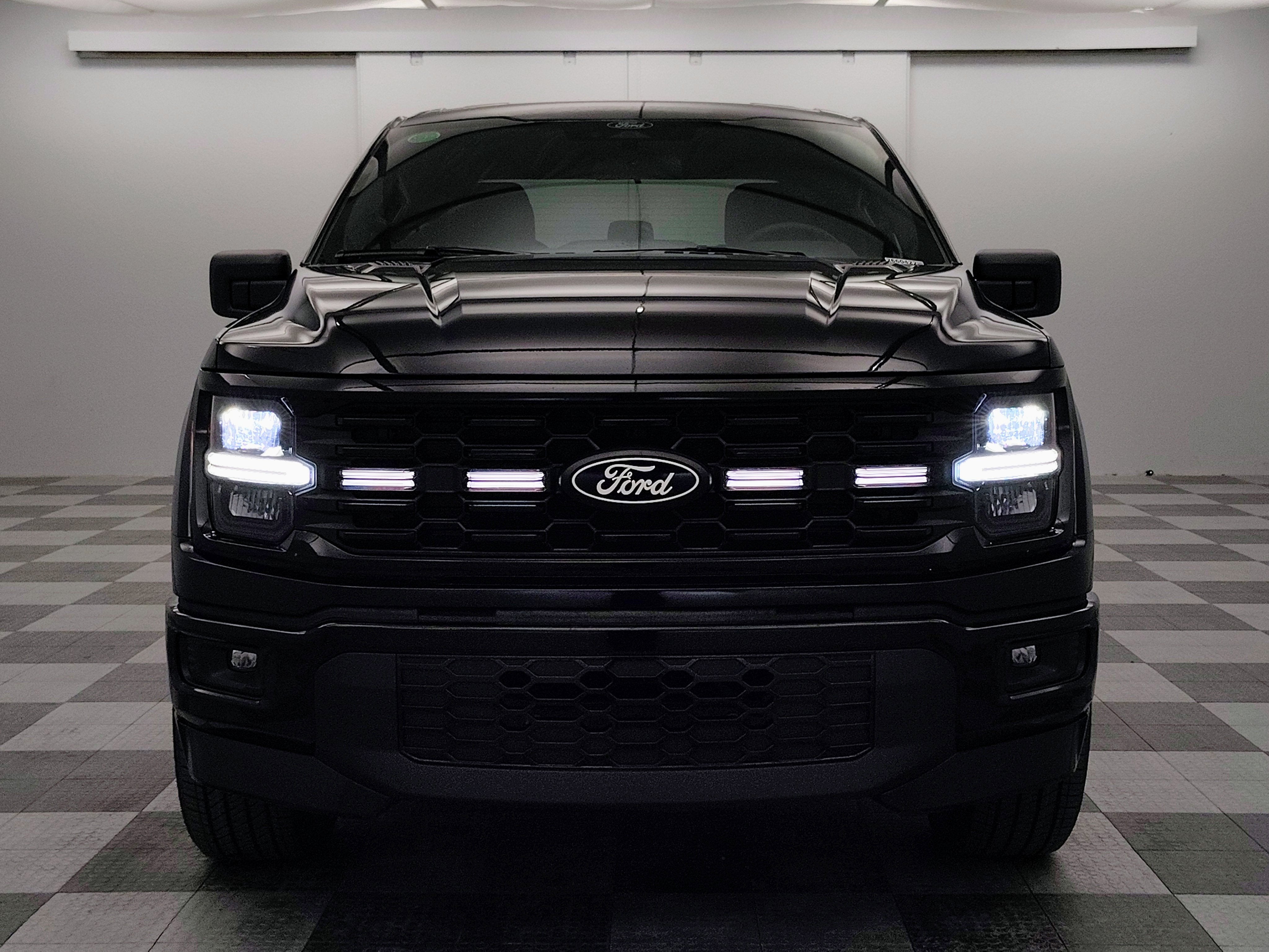 2026 Ford F-150 STX Lobo