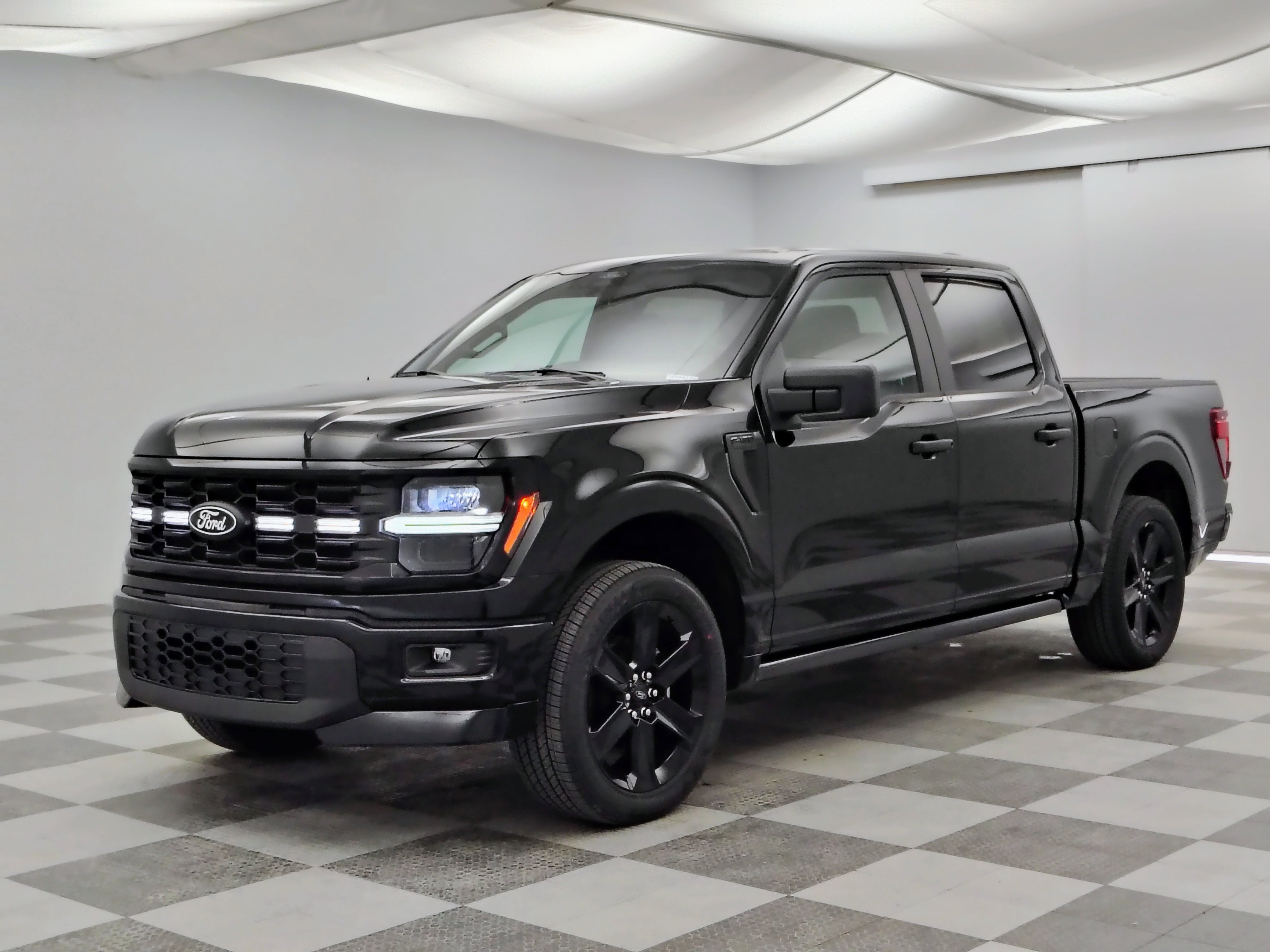 2026 Ford F-150 STX Lobo