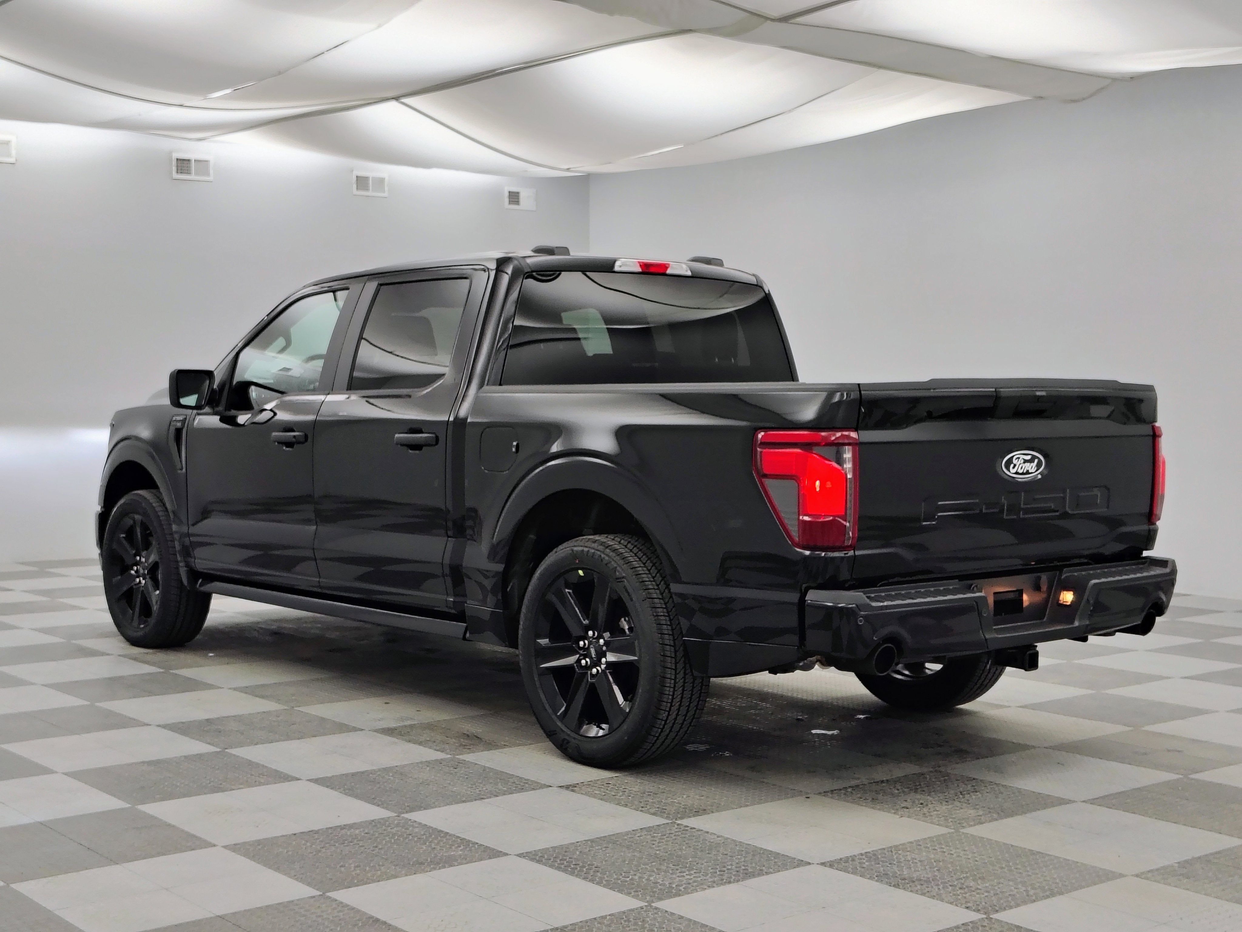 2026 Ford F-150 STX Lobo