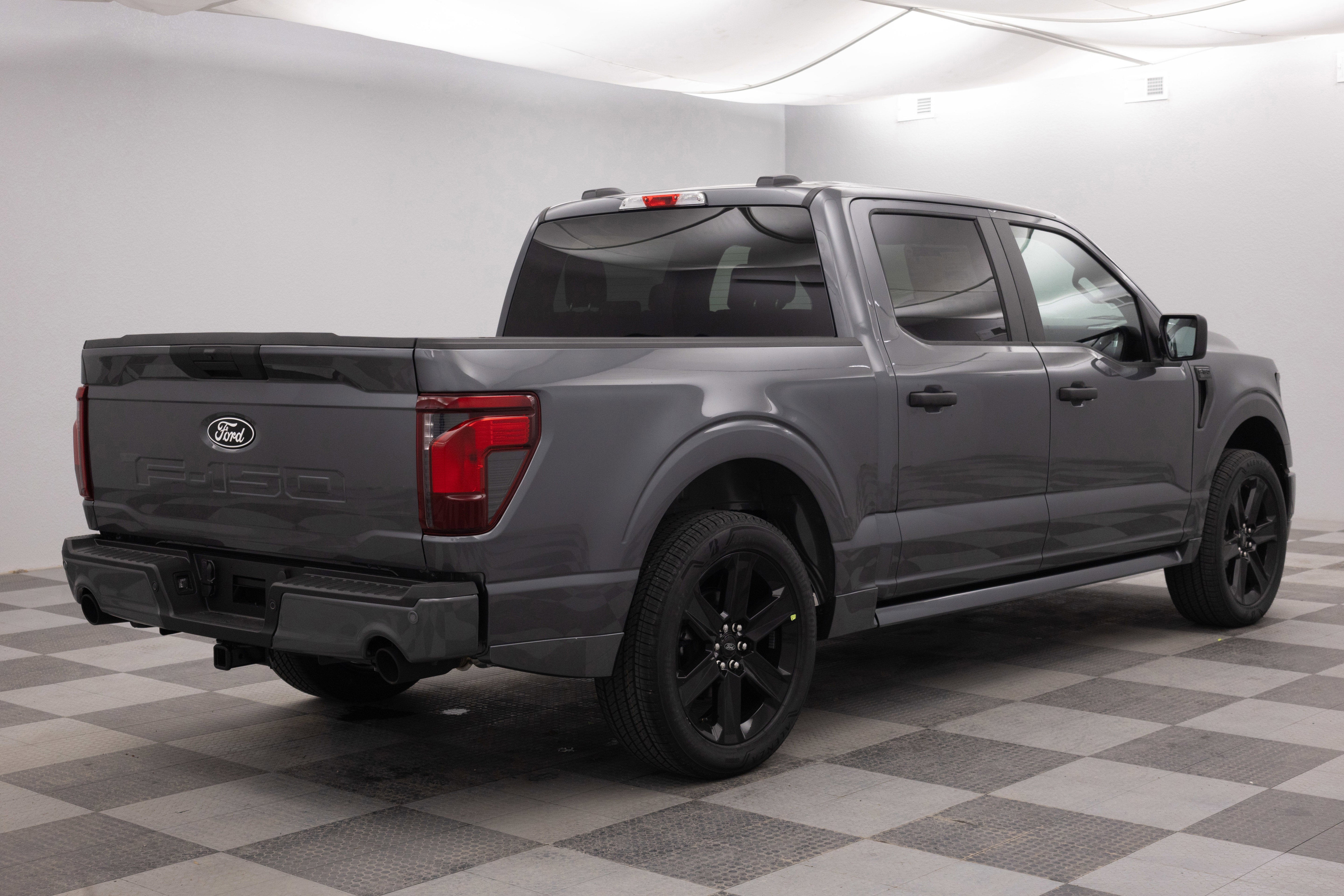 2026 Ford F-150 STX Lobo