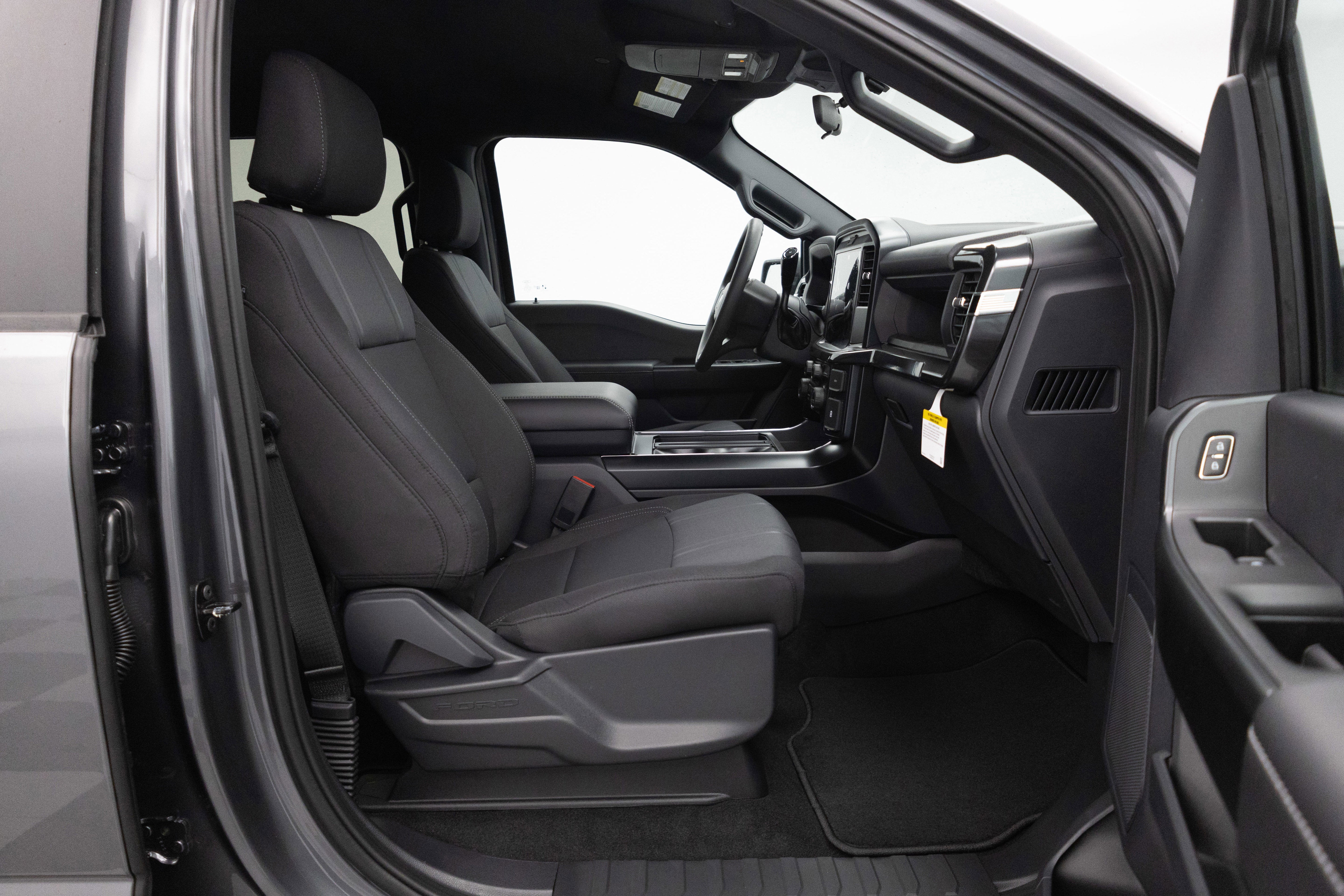 2026 Ford F-150 STX Lobo