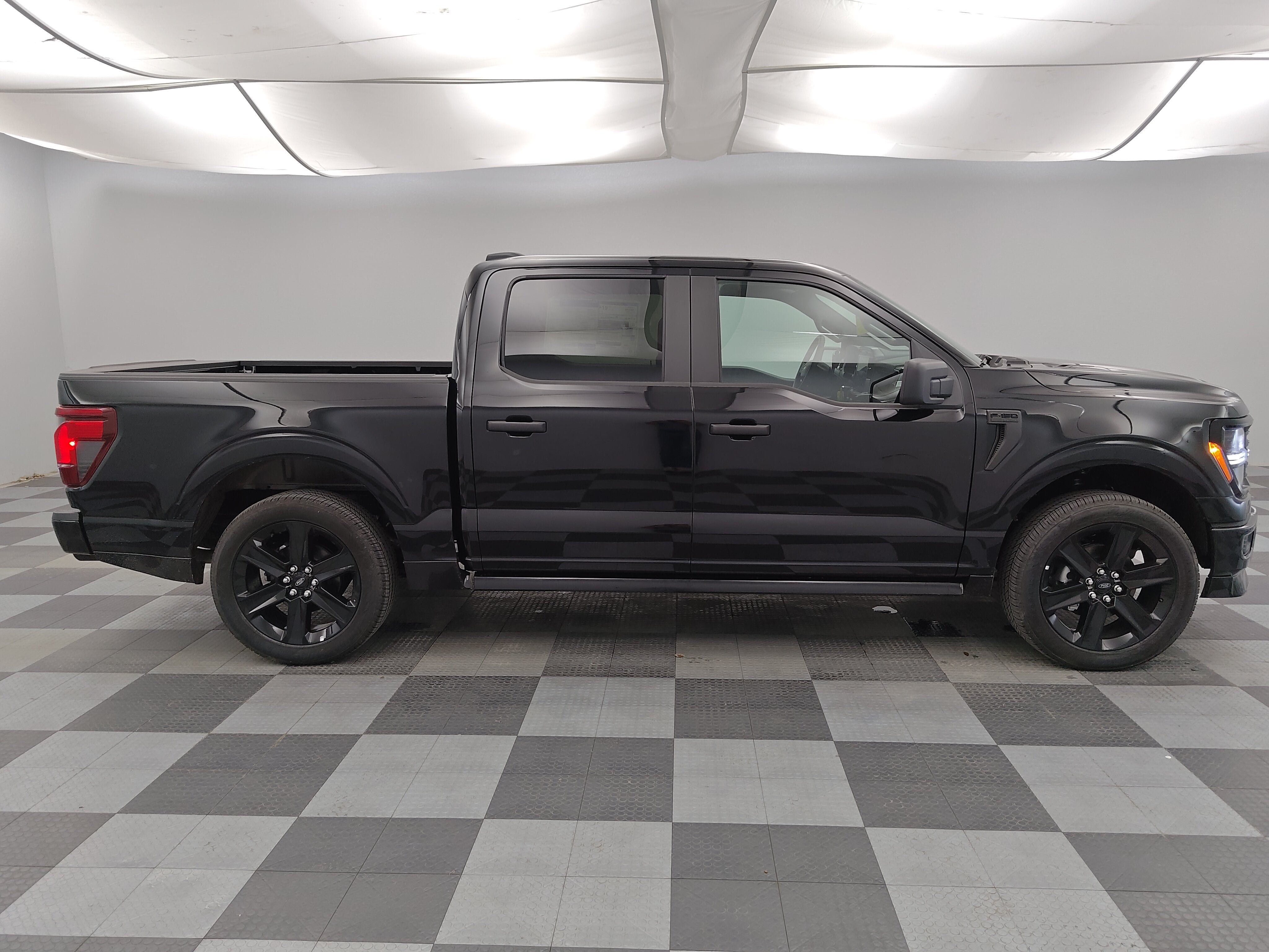 2026 Ford F-150 STX Lobo