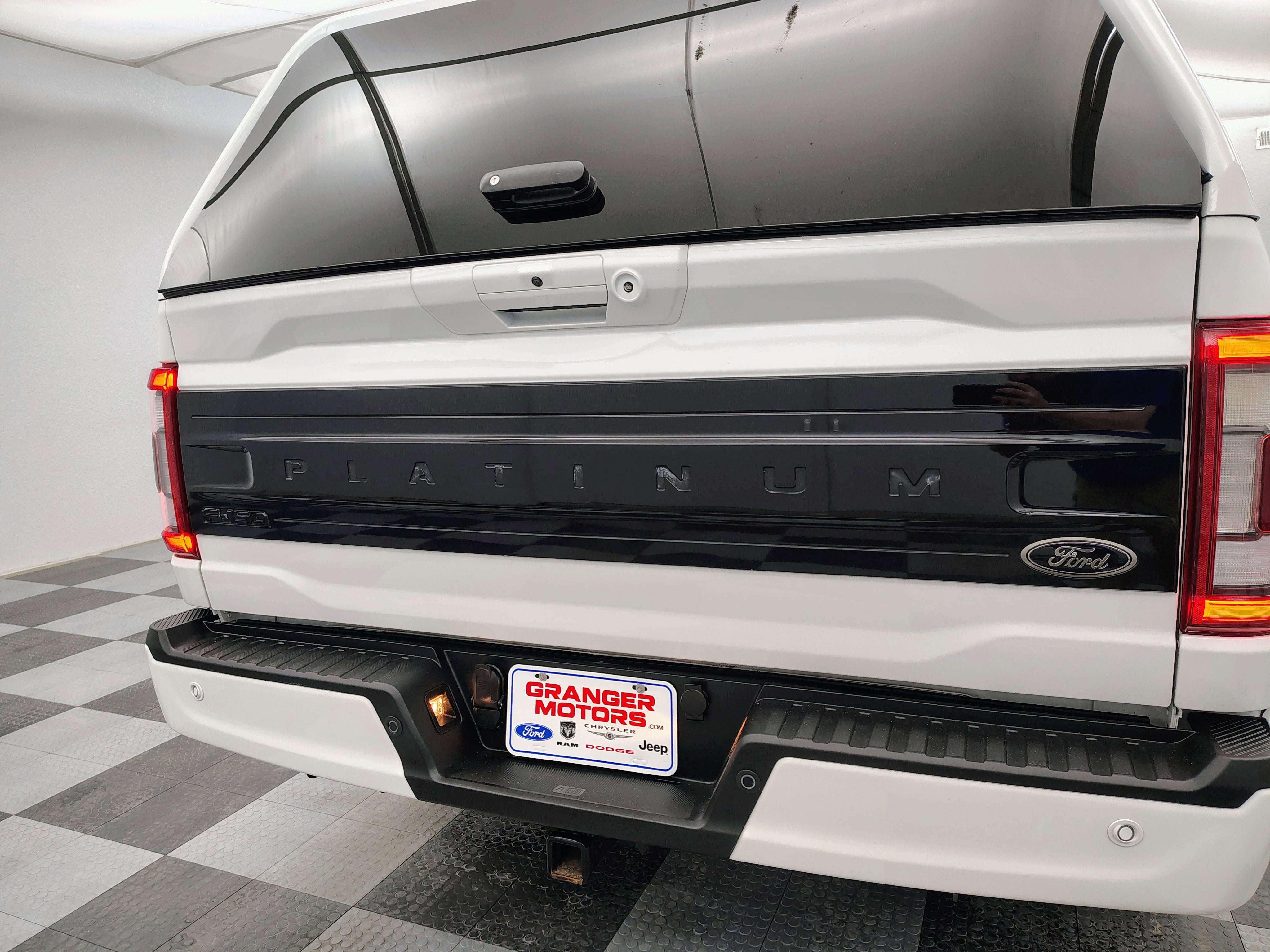 2022 Ford F-150 Platinum