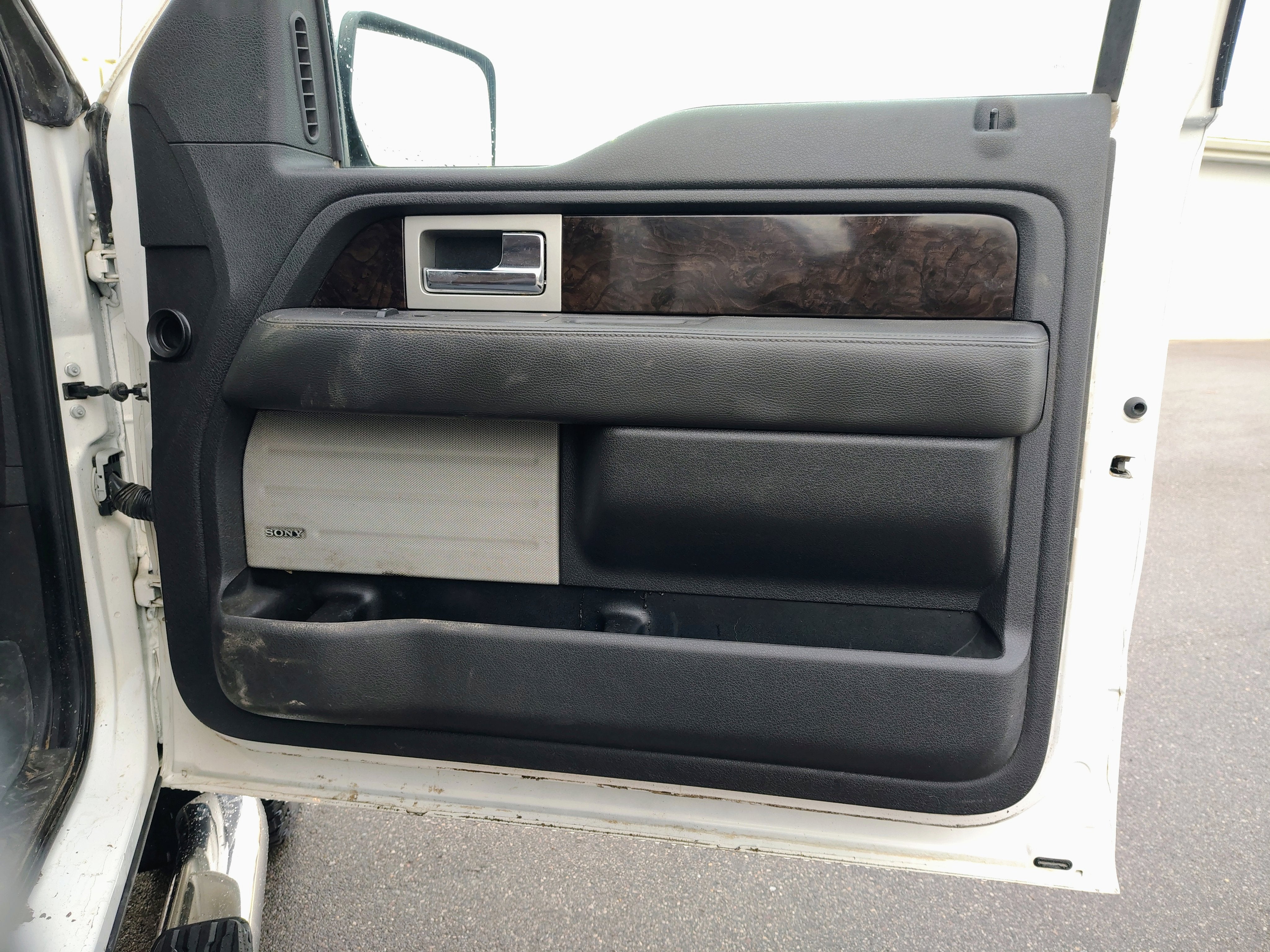 2014 Ford F-150 Platinum