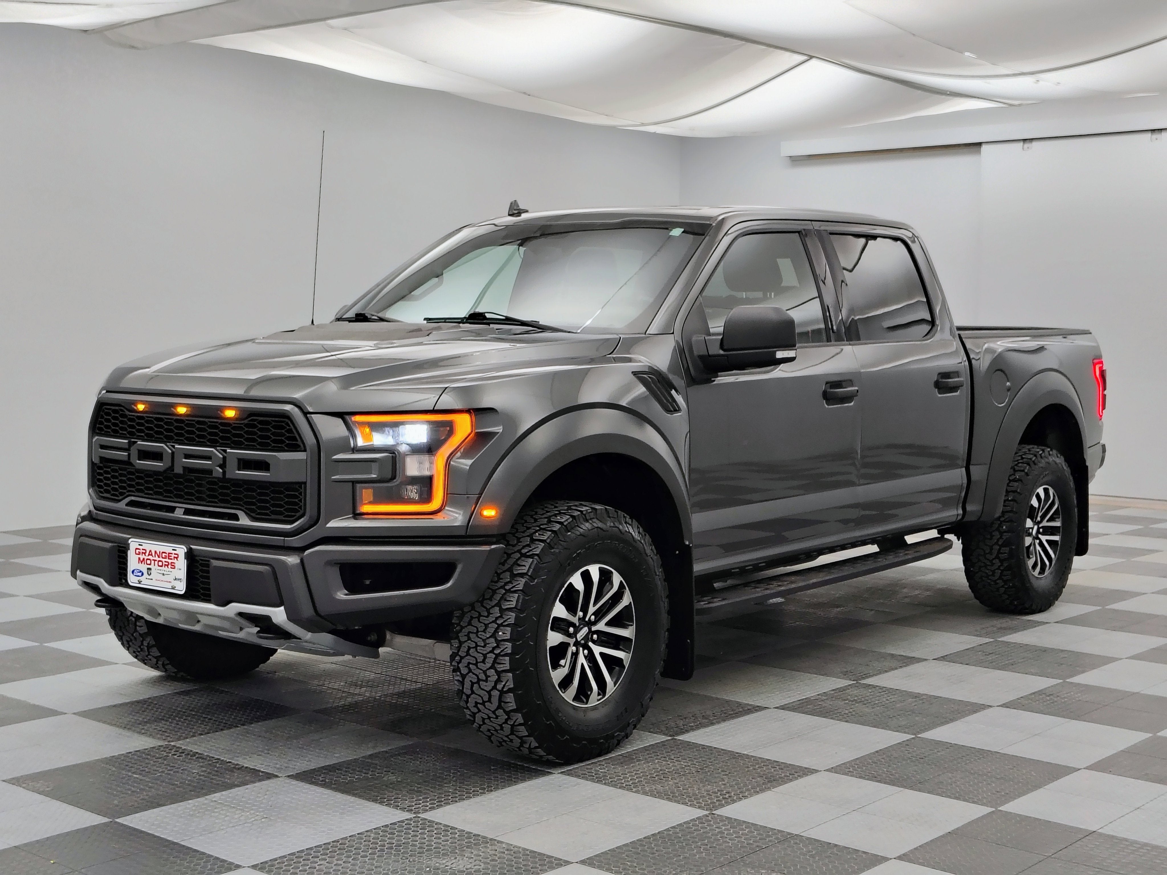 2020 Ford F-150 Raptor