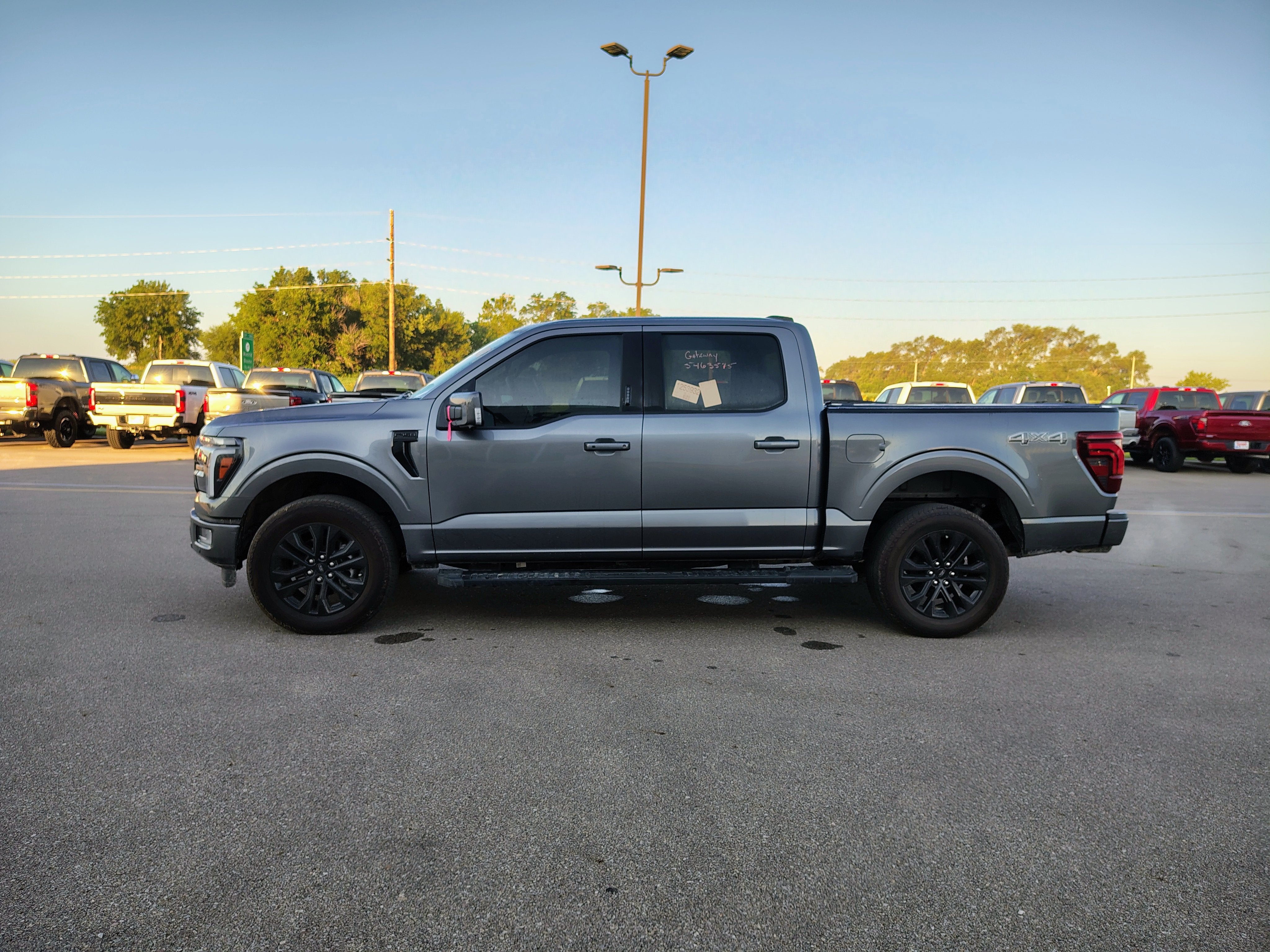2024 Ford F-150 LARIAT