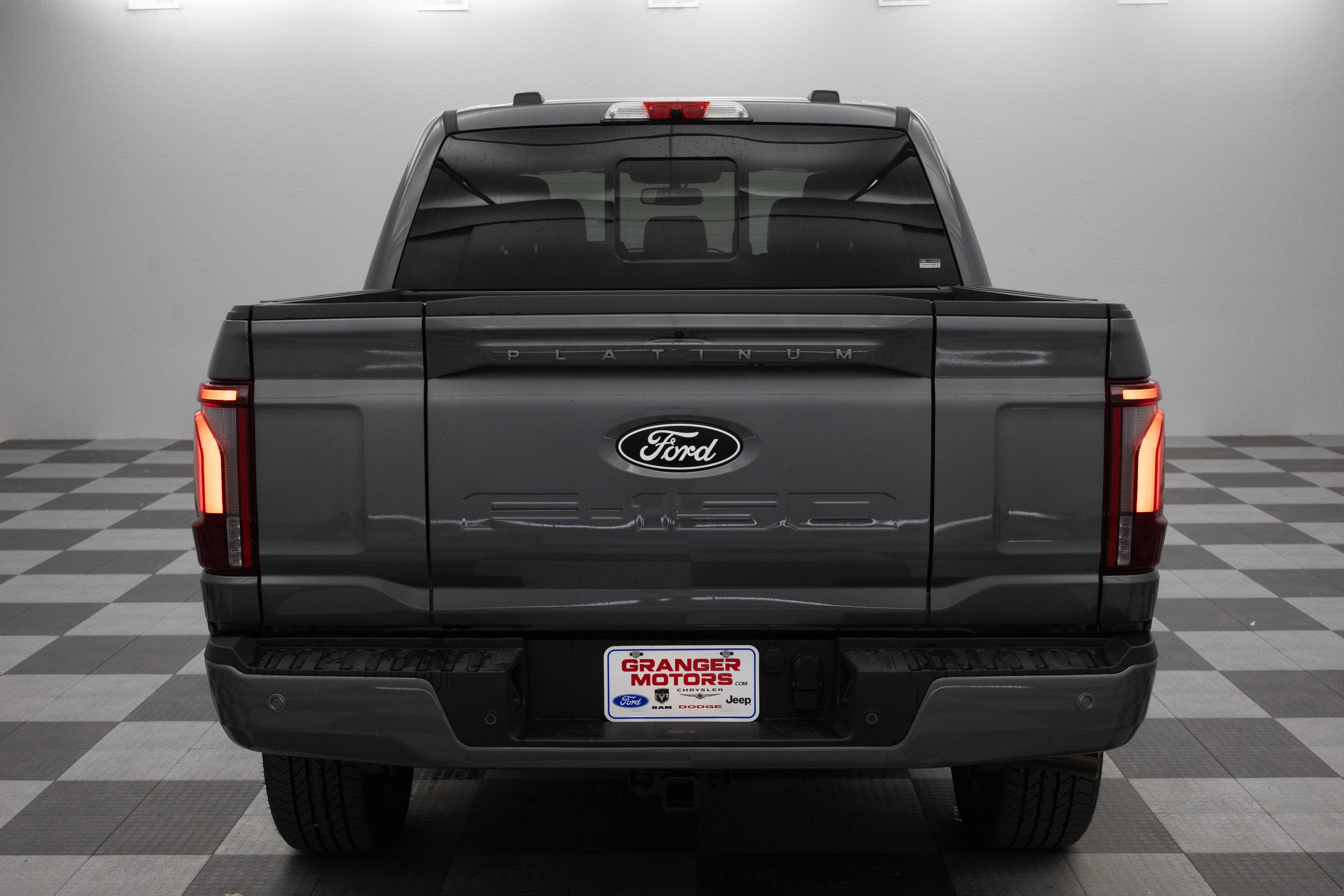 2025 Ford F-150 Platinum